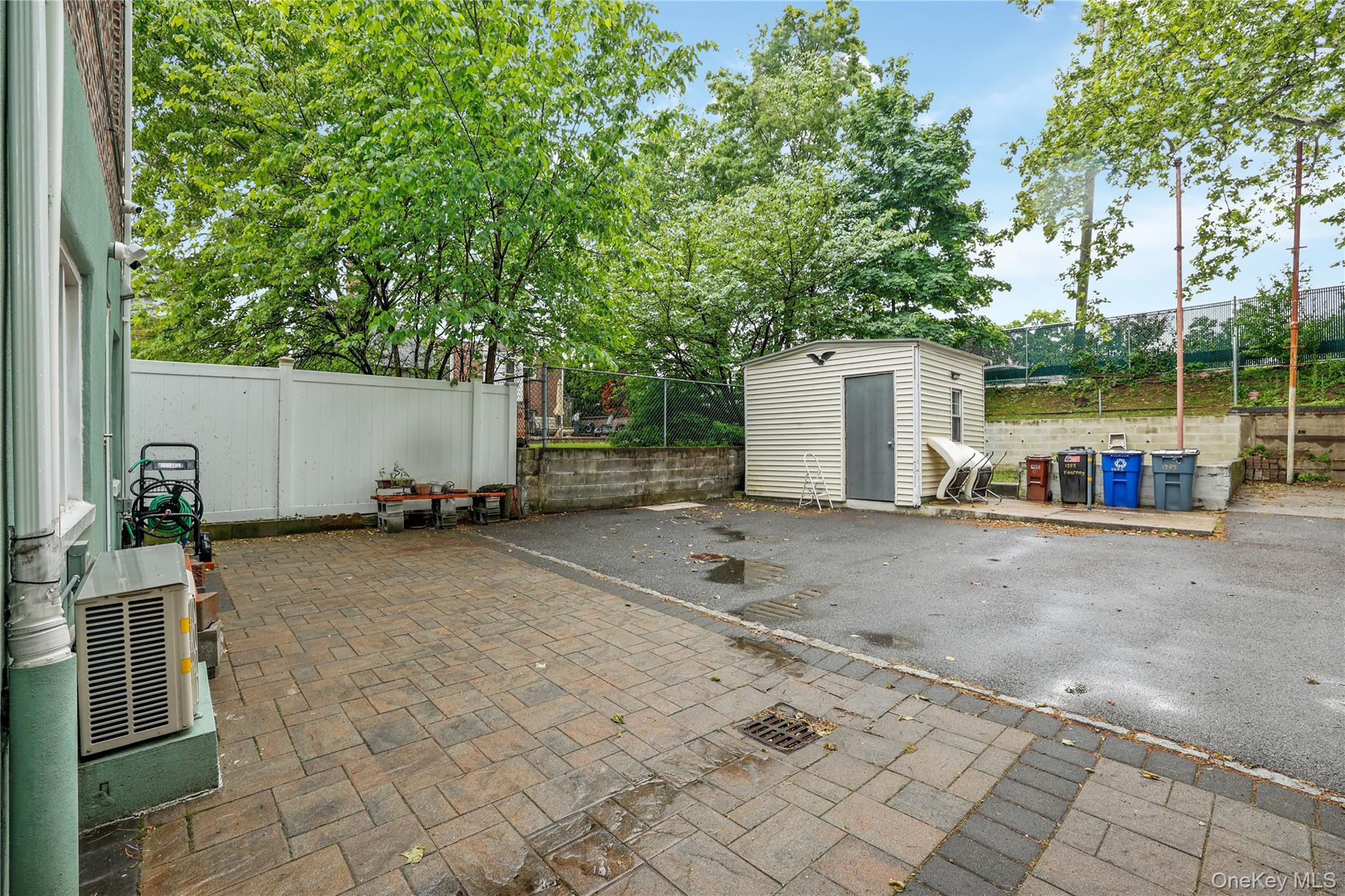 Single Family Kearney  Bronx, NY 10465, MLS-1006048-15