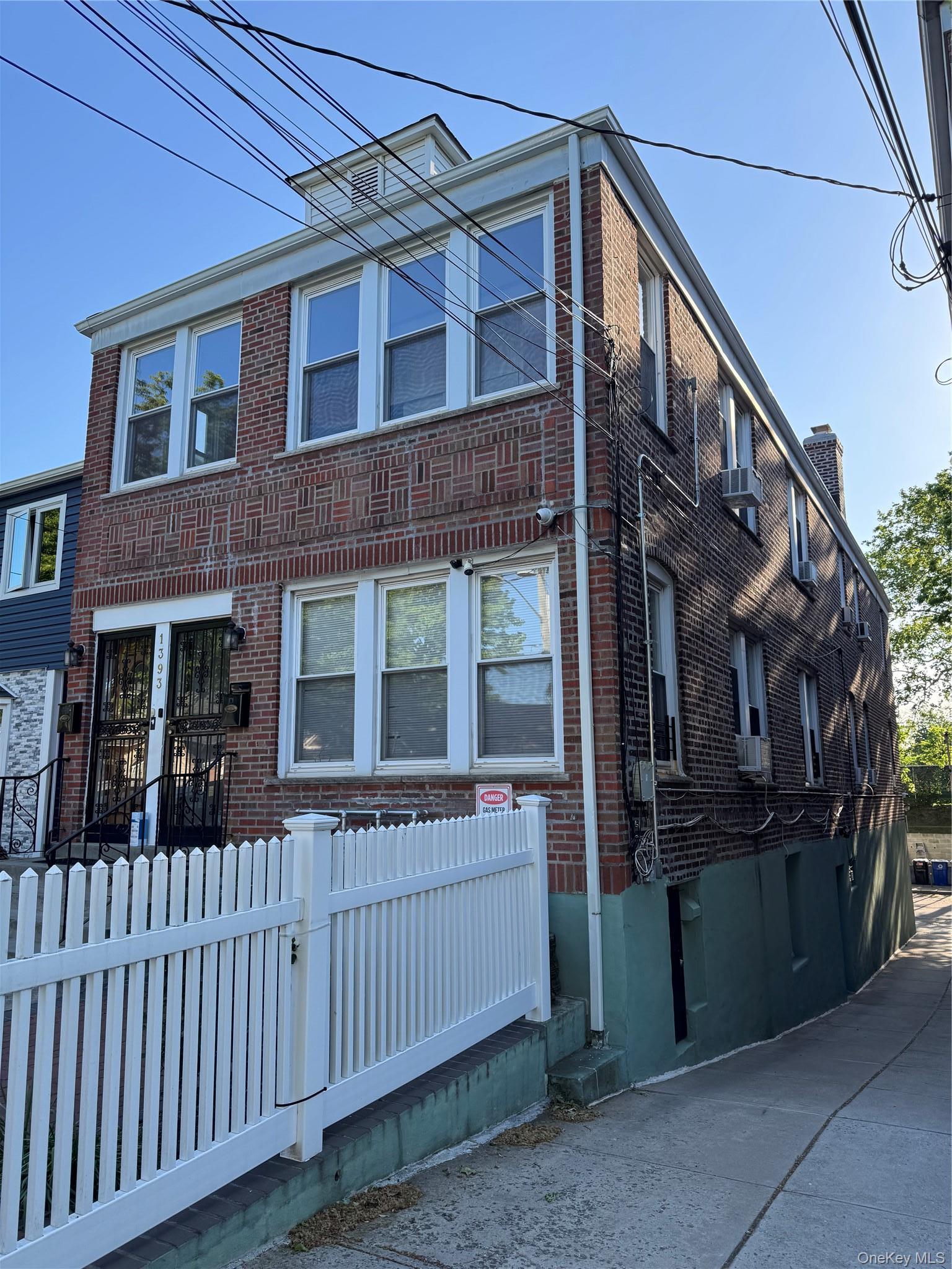 Single Family Kearney  Bronx, NY 10465, MLS-1006048-17