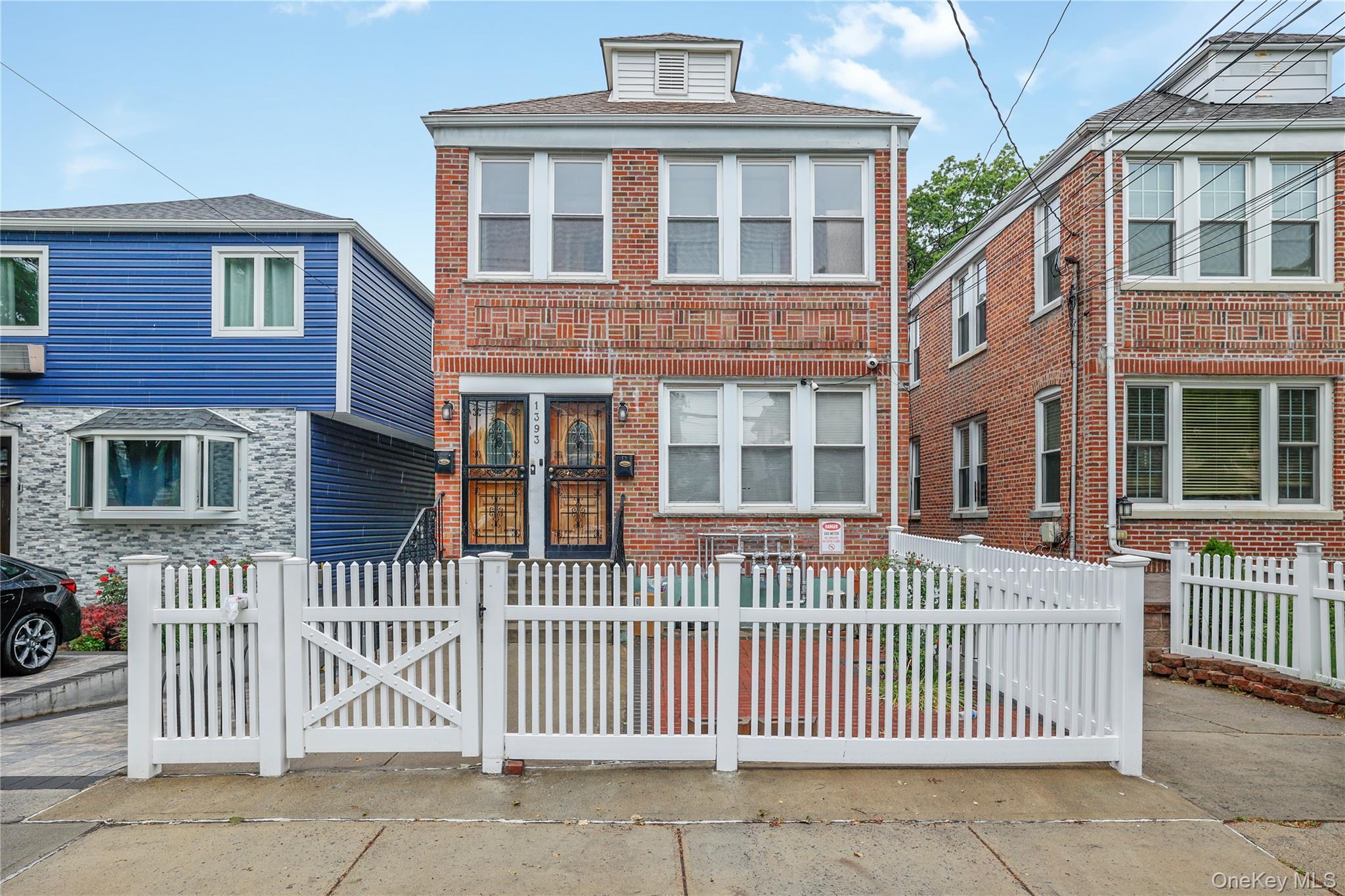 Single Family Kearney  Bronx, NY 10465, MLS-1006048-2