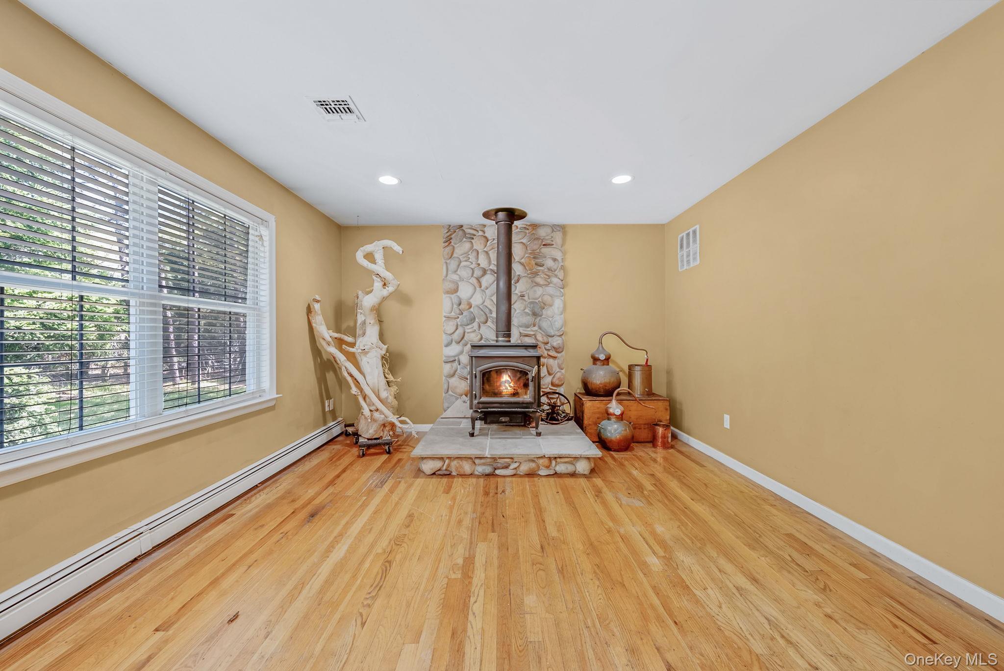 Single Family N Cozine Road Suffolk County, NY 11949, MLS-1006089-21