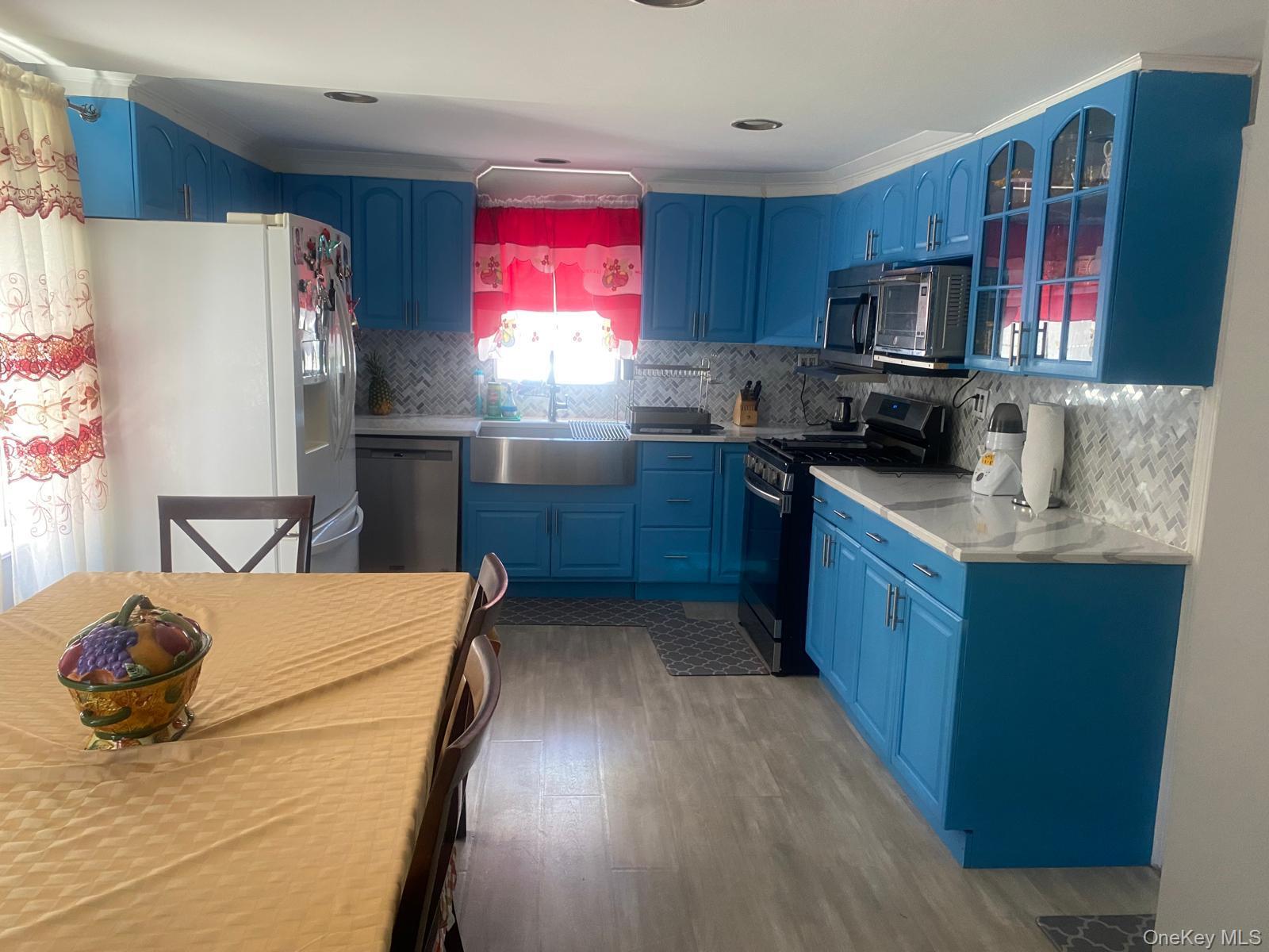 Single Family Morris Place Westchester County, NY 10705, MLS-1006090-6