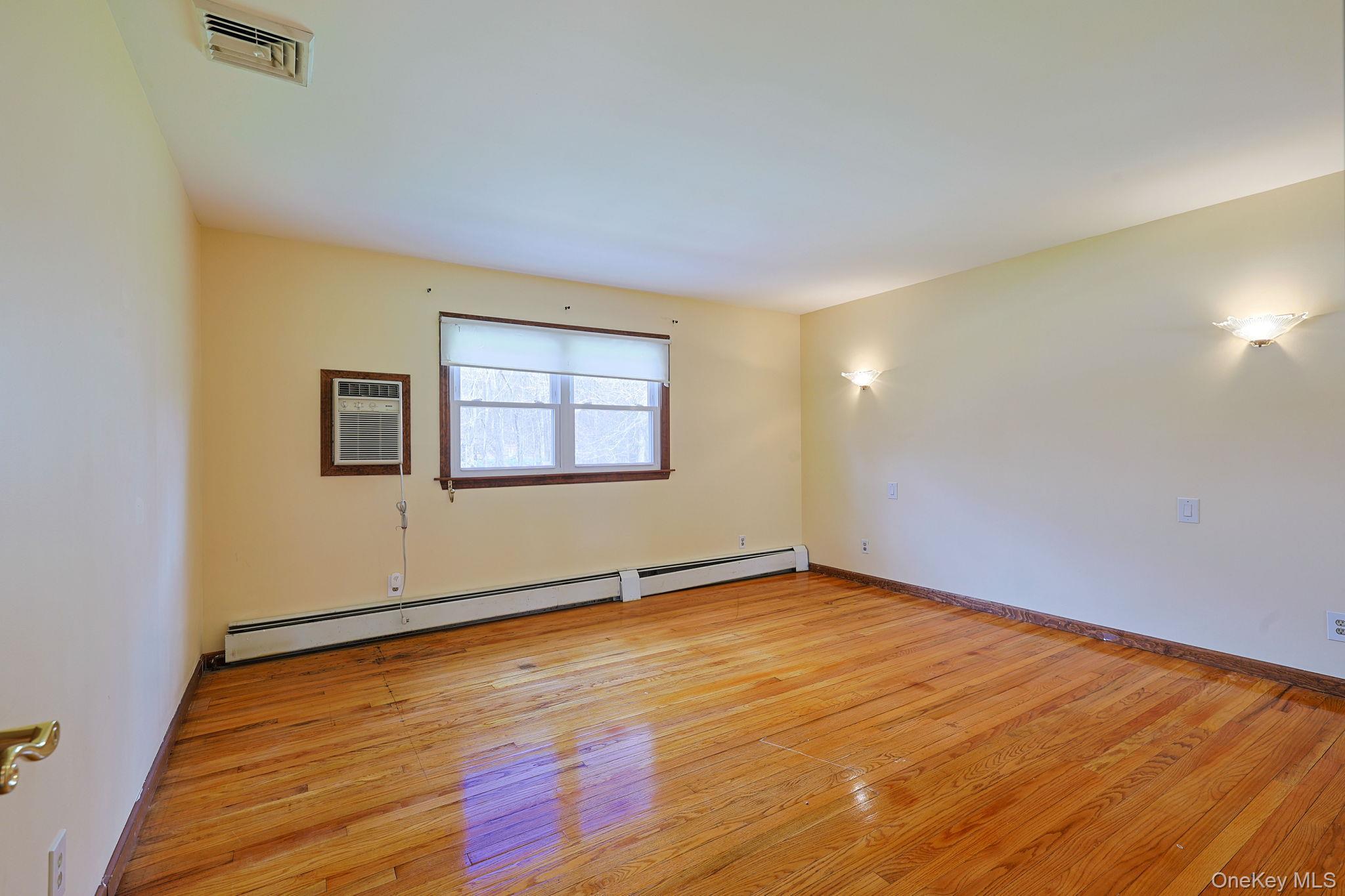 Single Family Bayberry Drive Orange County, NY 10950, MLS-1006128-15