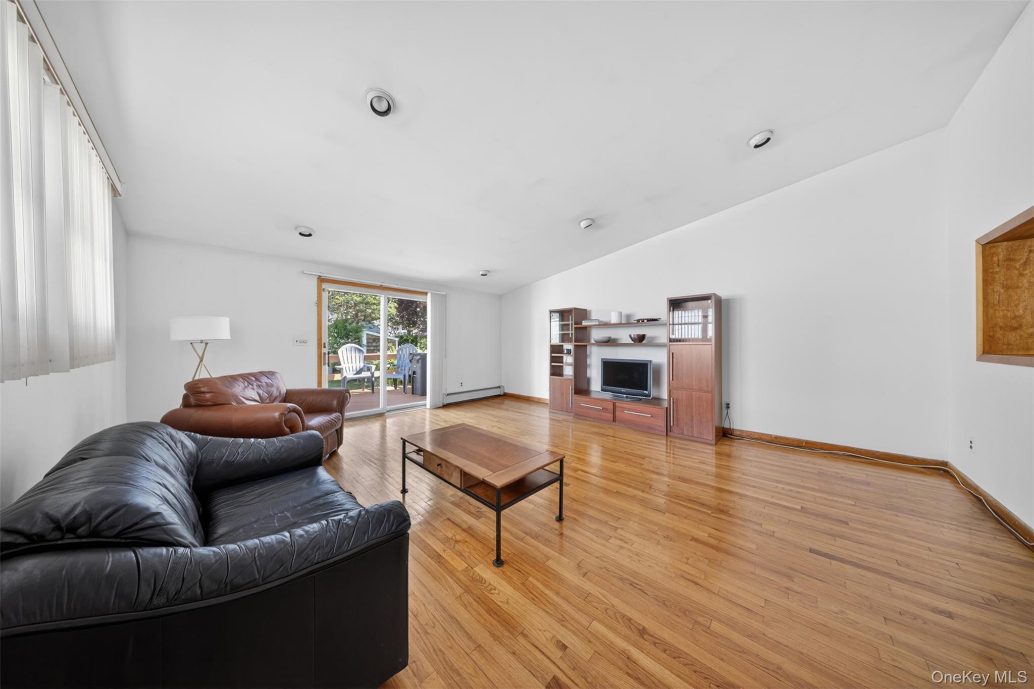 Single Family 47th Queens, NY 11361, MLS-1006132-9