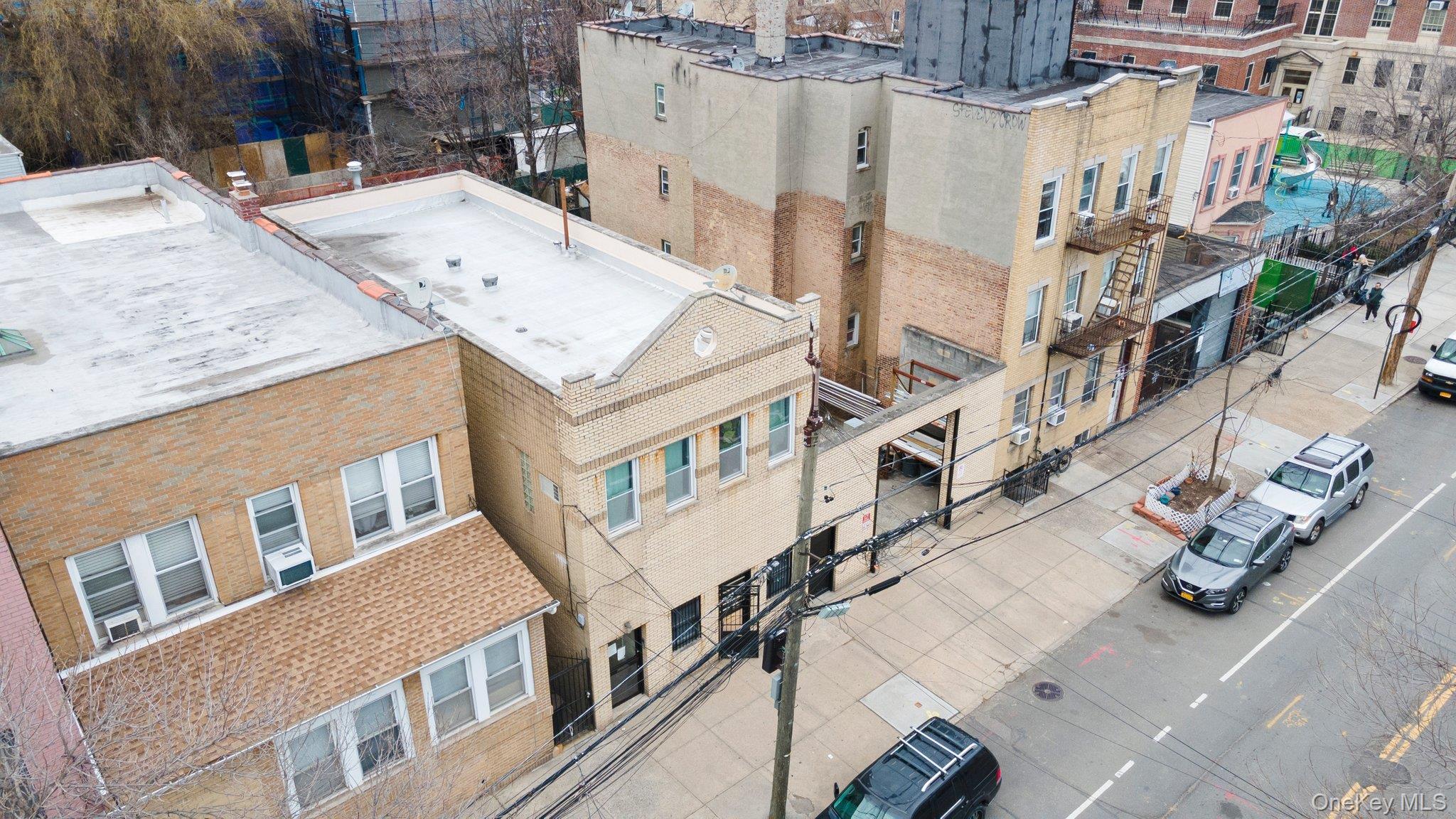 Single Family 14th Street Queens, NY 11106, MLS-1006138-17