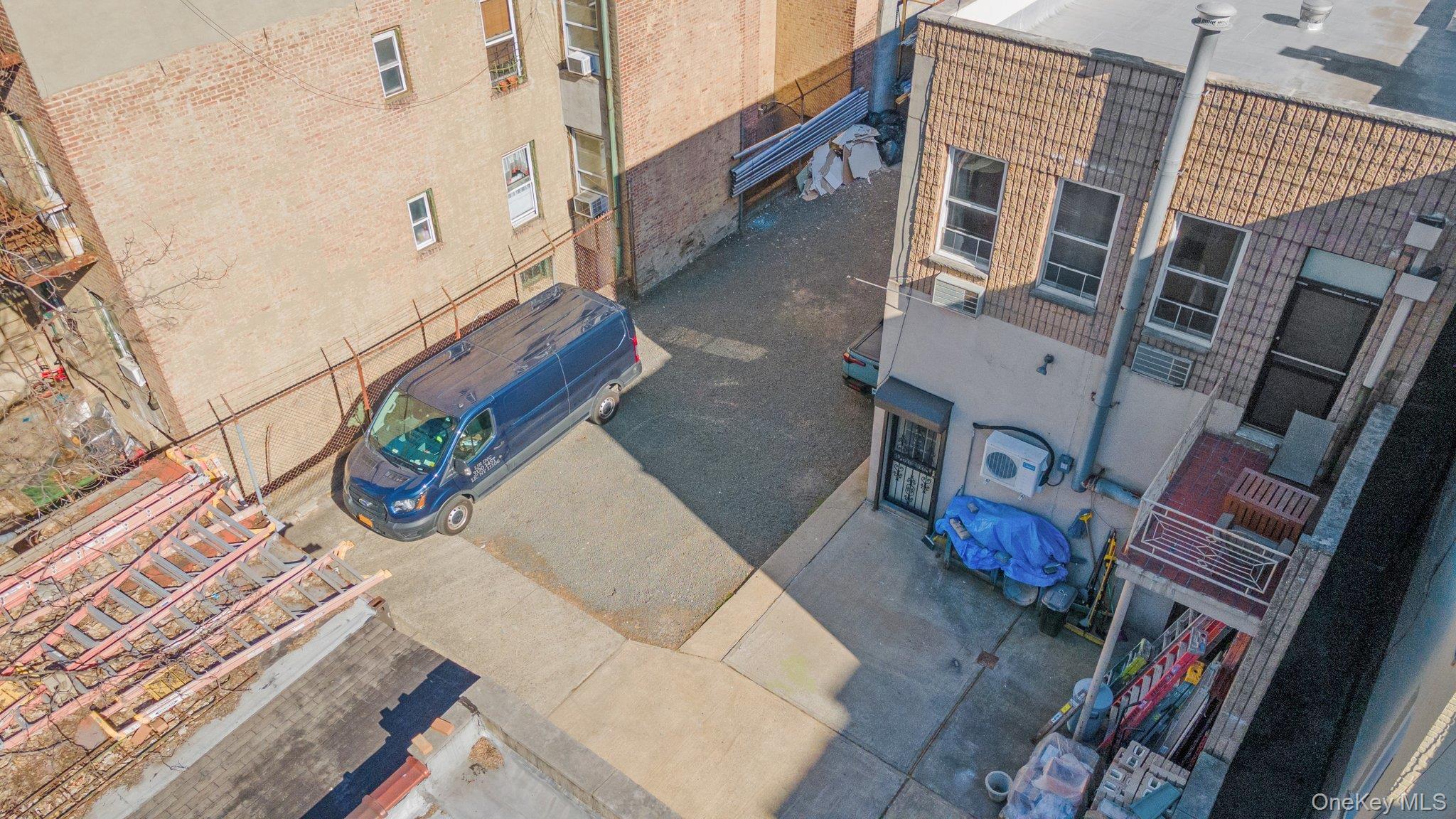 Single Family 14th Street Queens, NY 11106, MLS-1006138-8