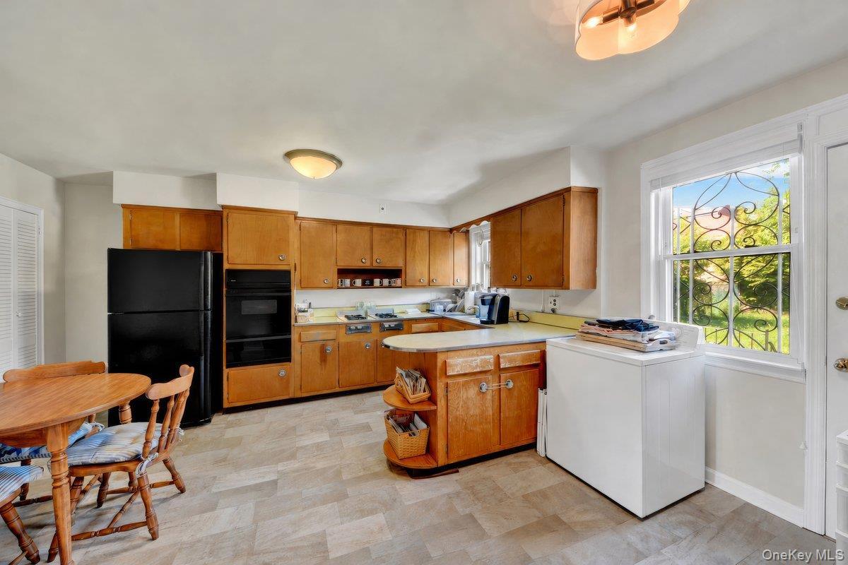 Single Family Logan  Bronx, NY 10465, MLS-1006149-13