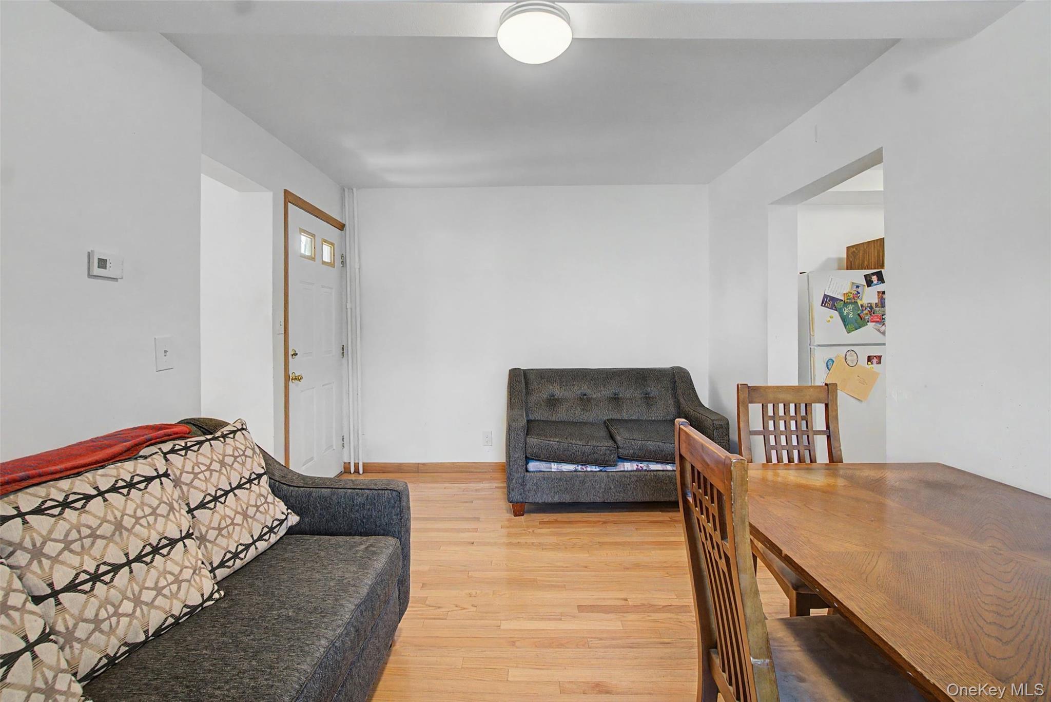 Single Family Merry Avenue Bronx, NY 10461, MLS-1006195-11