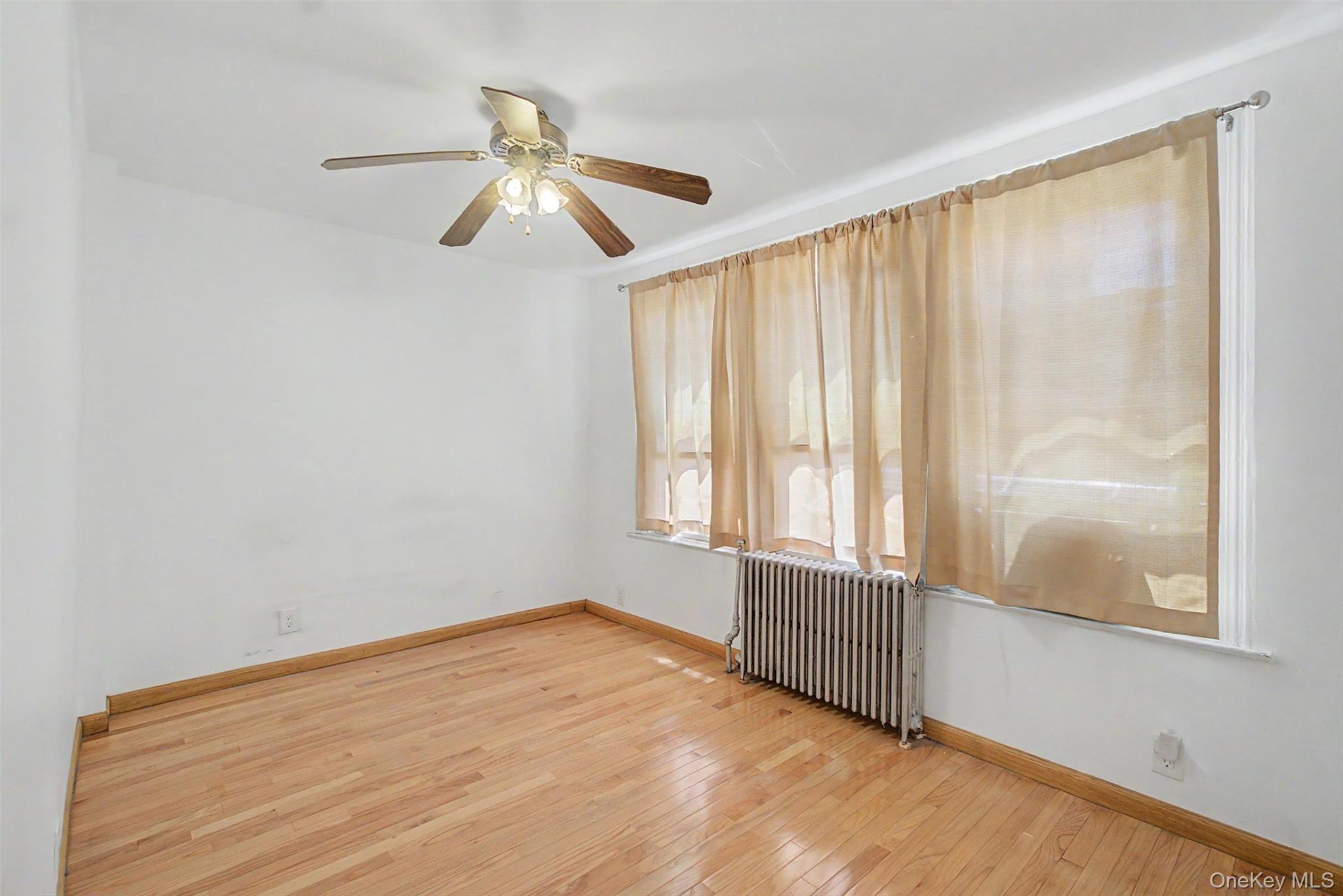 Single Family Merry Avenue Bronx, NY 10461, MLS-1006195-12