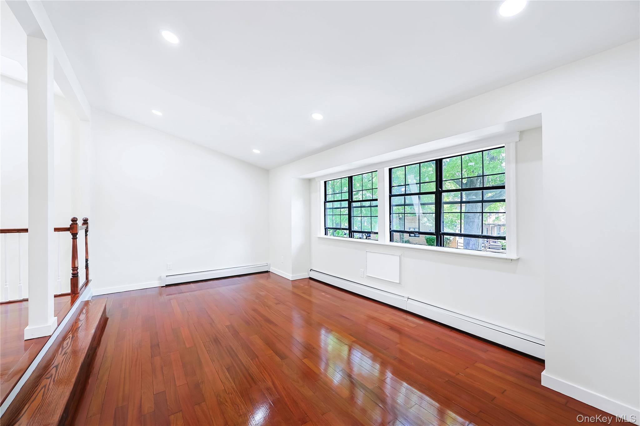 Single Family 121st Queens, NY 11356, MLS-1006196-28