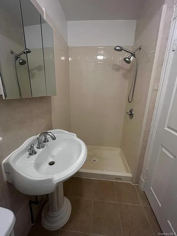 Apartment Norwood Avenue Brooklyn, NY 11208, MLS-1006235-12