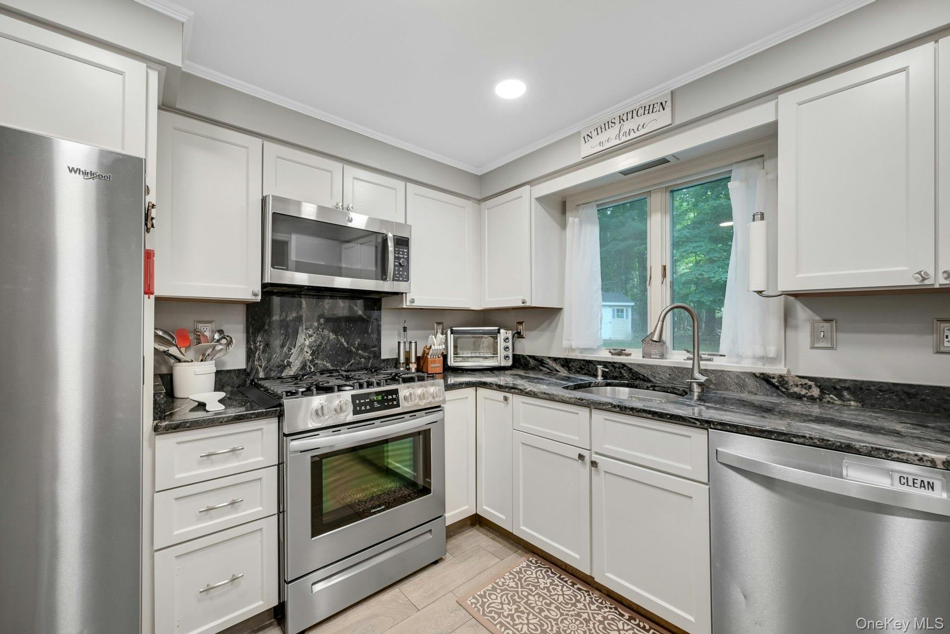 Single Family Hemion Way Rockland County, NY 10901, MLS-1006237-7