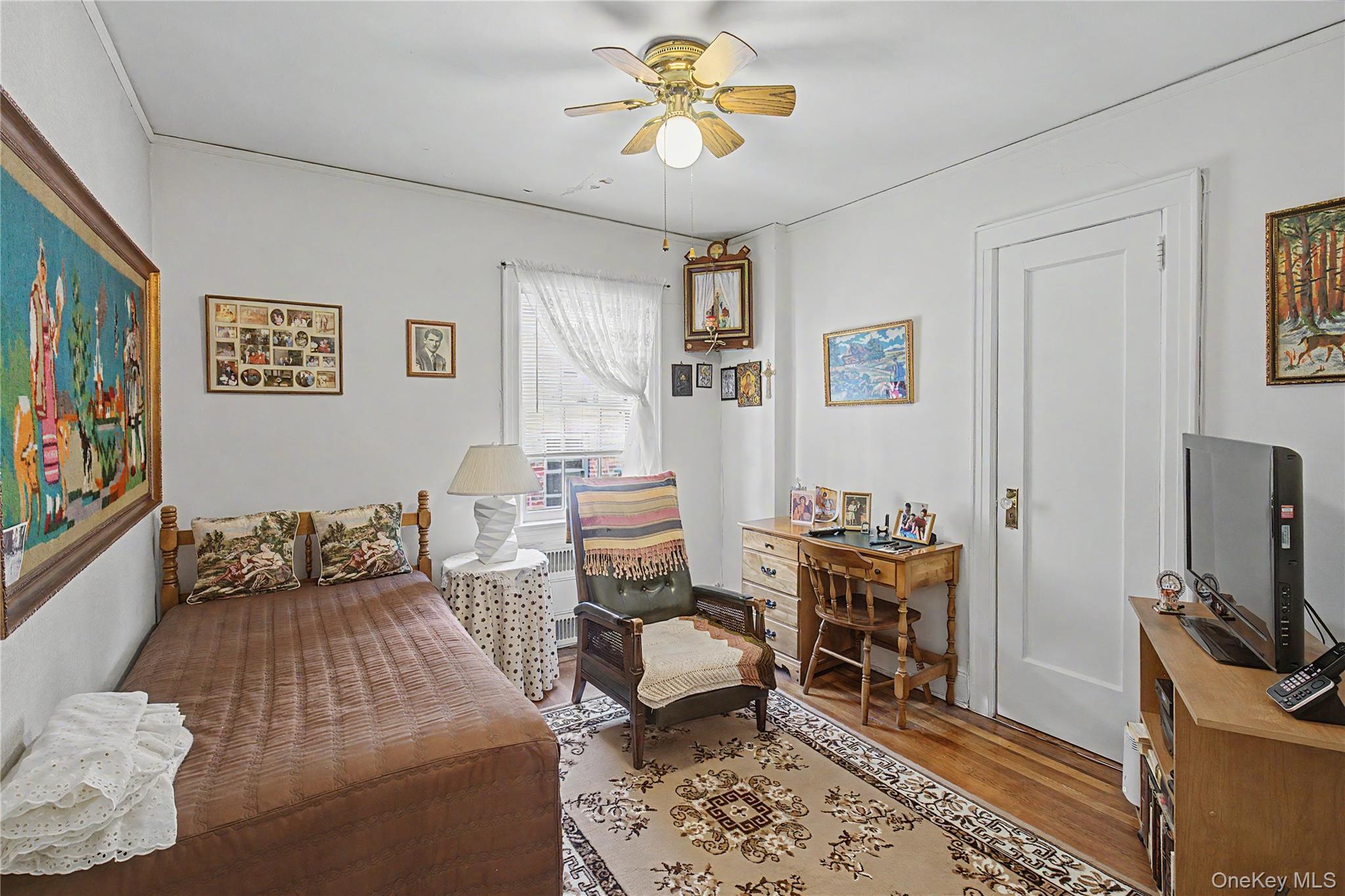 Single Family 217th Street  Queens, NY 11364, MLS-1006255-20