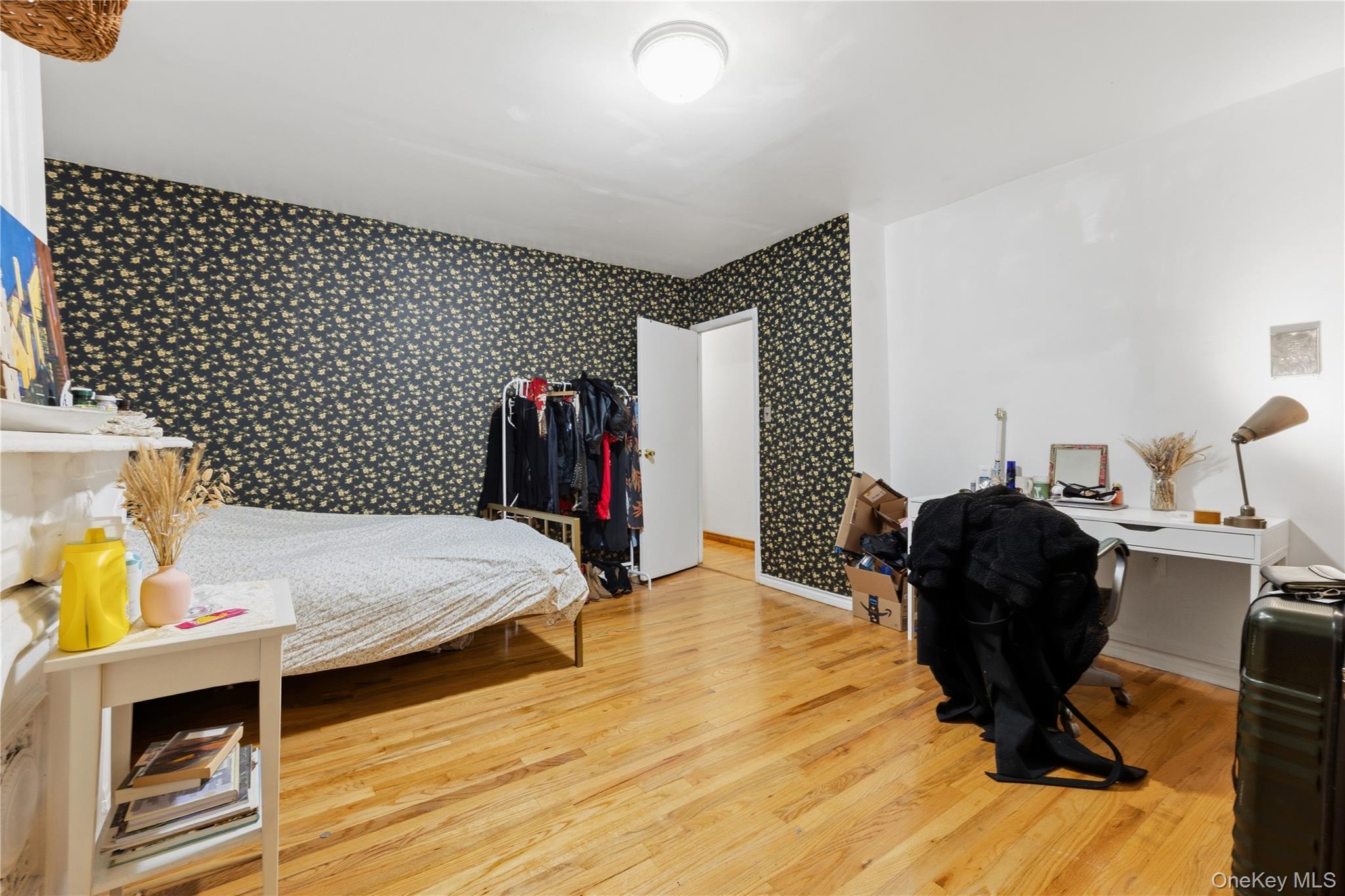Single Family Lorimer Street  Brooklyn, NY 11222, MLS-1006257-10