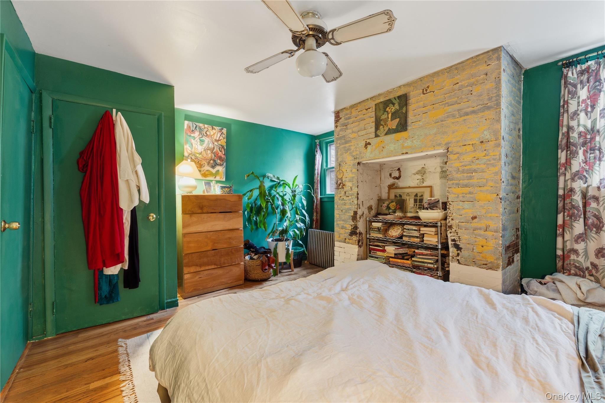 Single Family Lorimer Street  Brooklyn, NY 11222, MLS-1006257-8