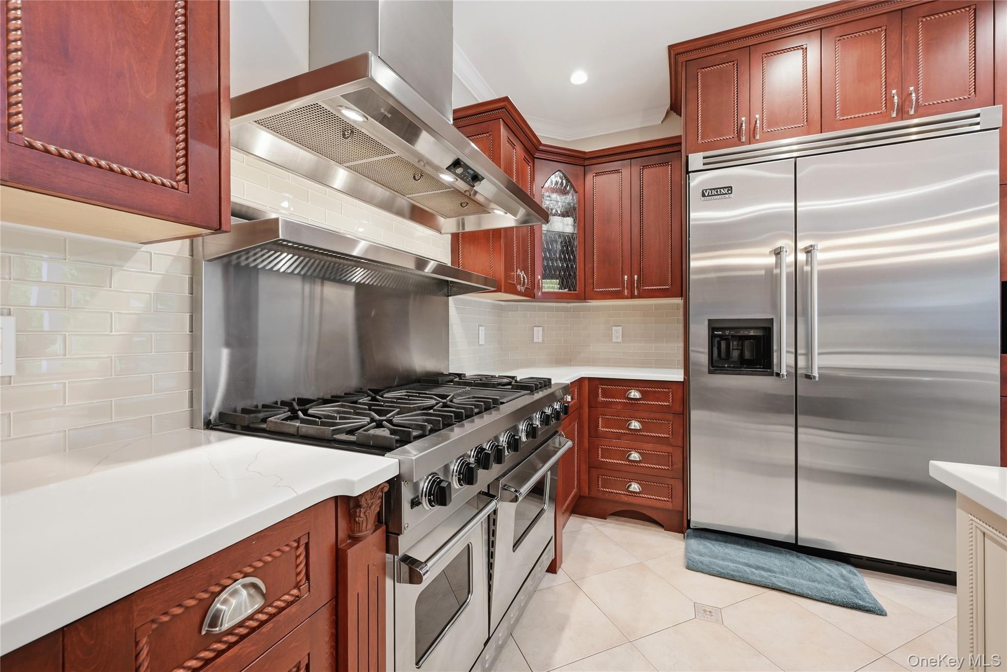 Single Family South Path Suffolk County, NY 11933, MLS-1006261-12
