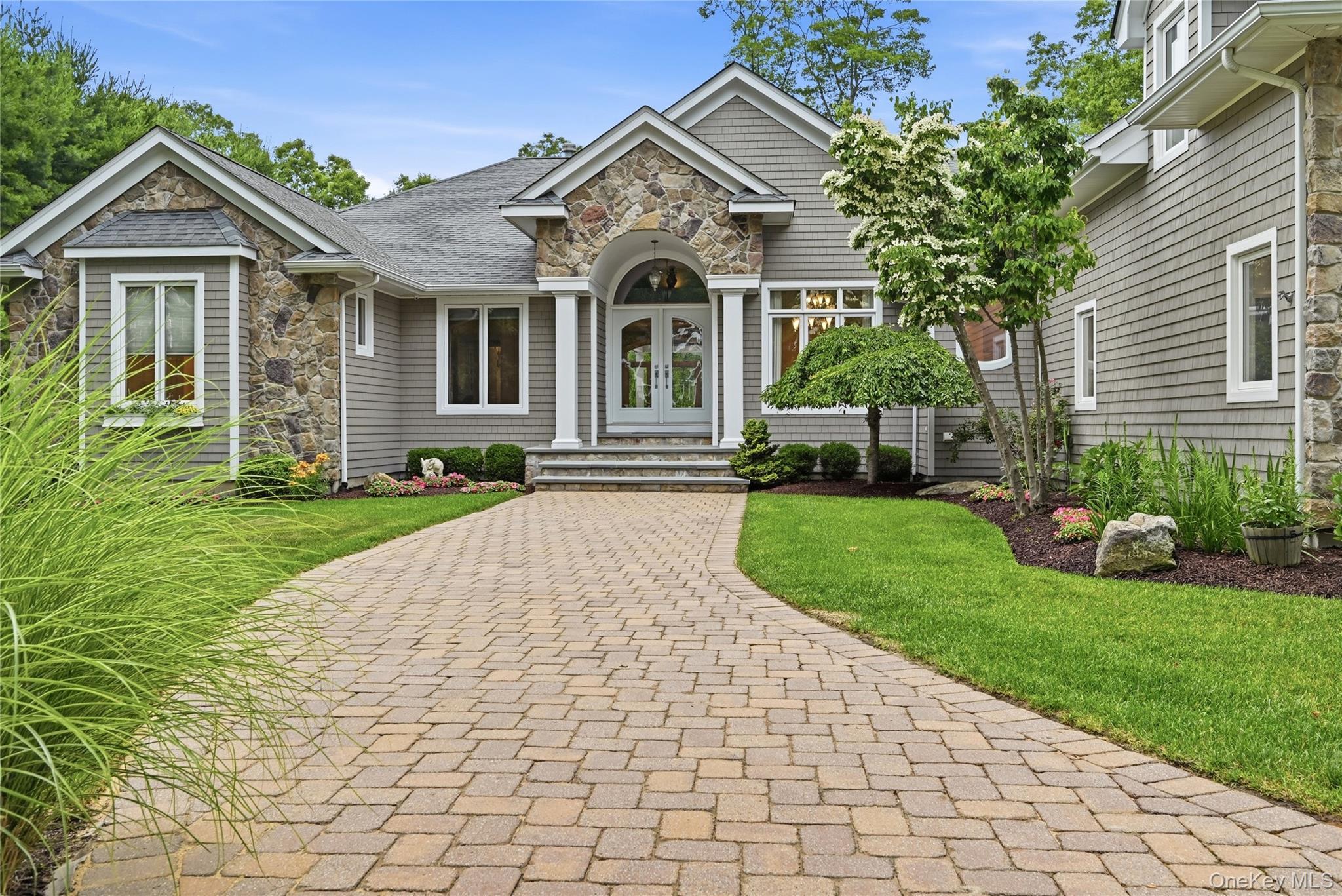 Single Family South Path Suffolk County, NY 11933, MLS-1006261-2