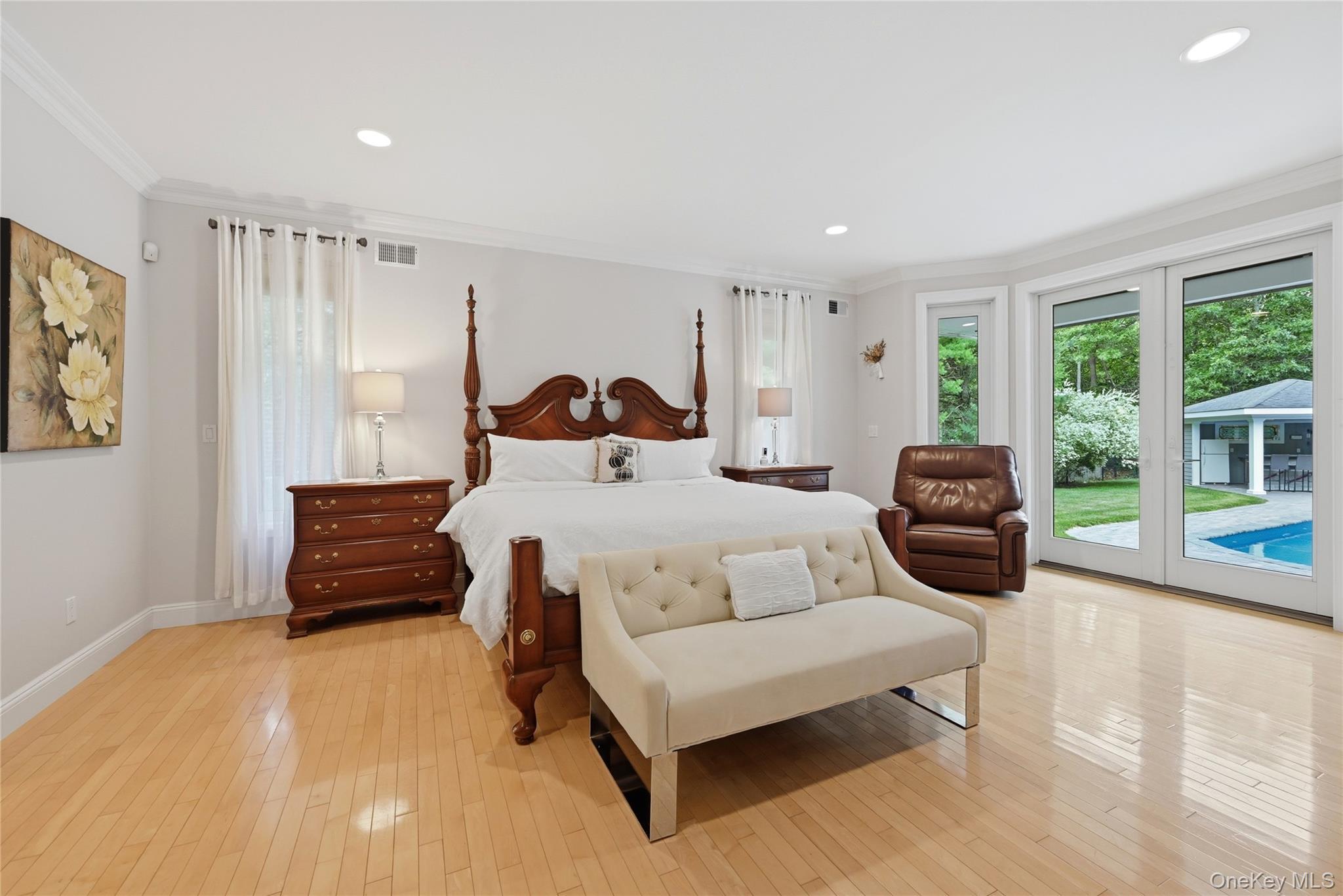 Single Family South Path Suffolk County, NY 11933, MLS-1006261-21