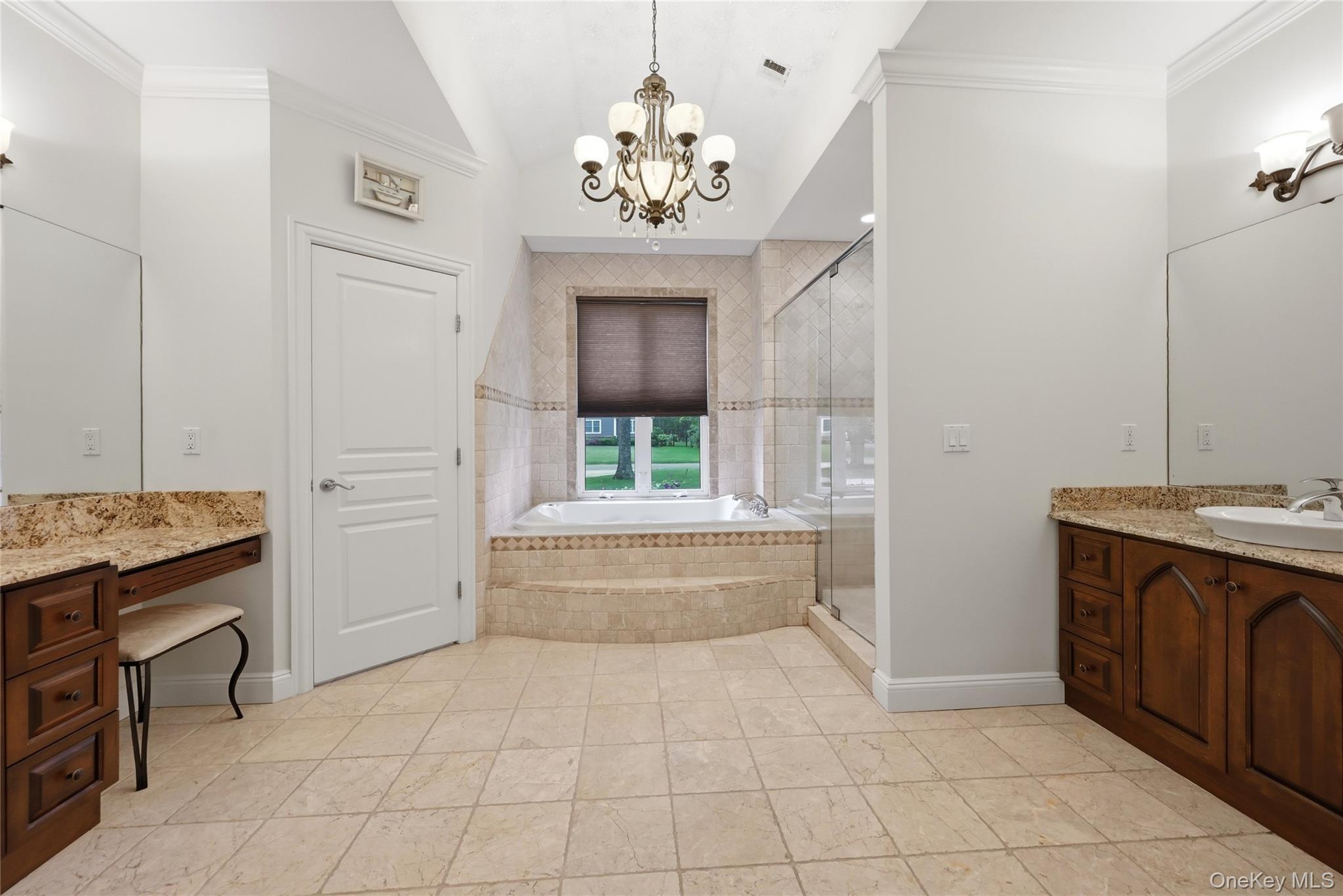 Single Family South Path Suffolk County, NY 11933, MLS-1006261-24