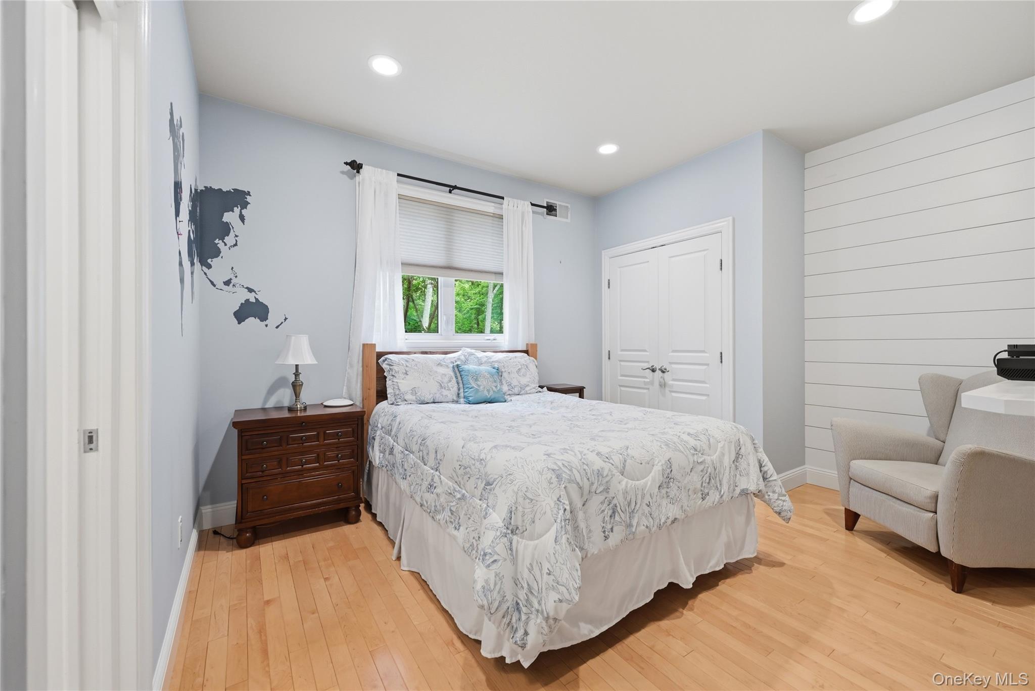 Single Family South Path Suffolk County, NY 11933, MLS-1006261-29