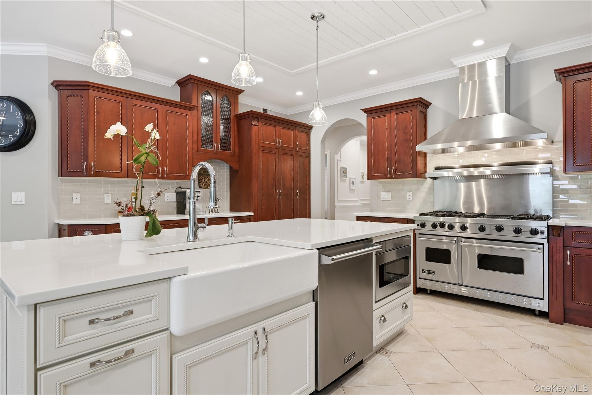 Single Family South Path Suffolk County, NY 11933, MLS-1006261-7