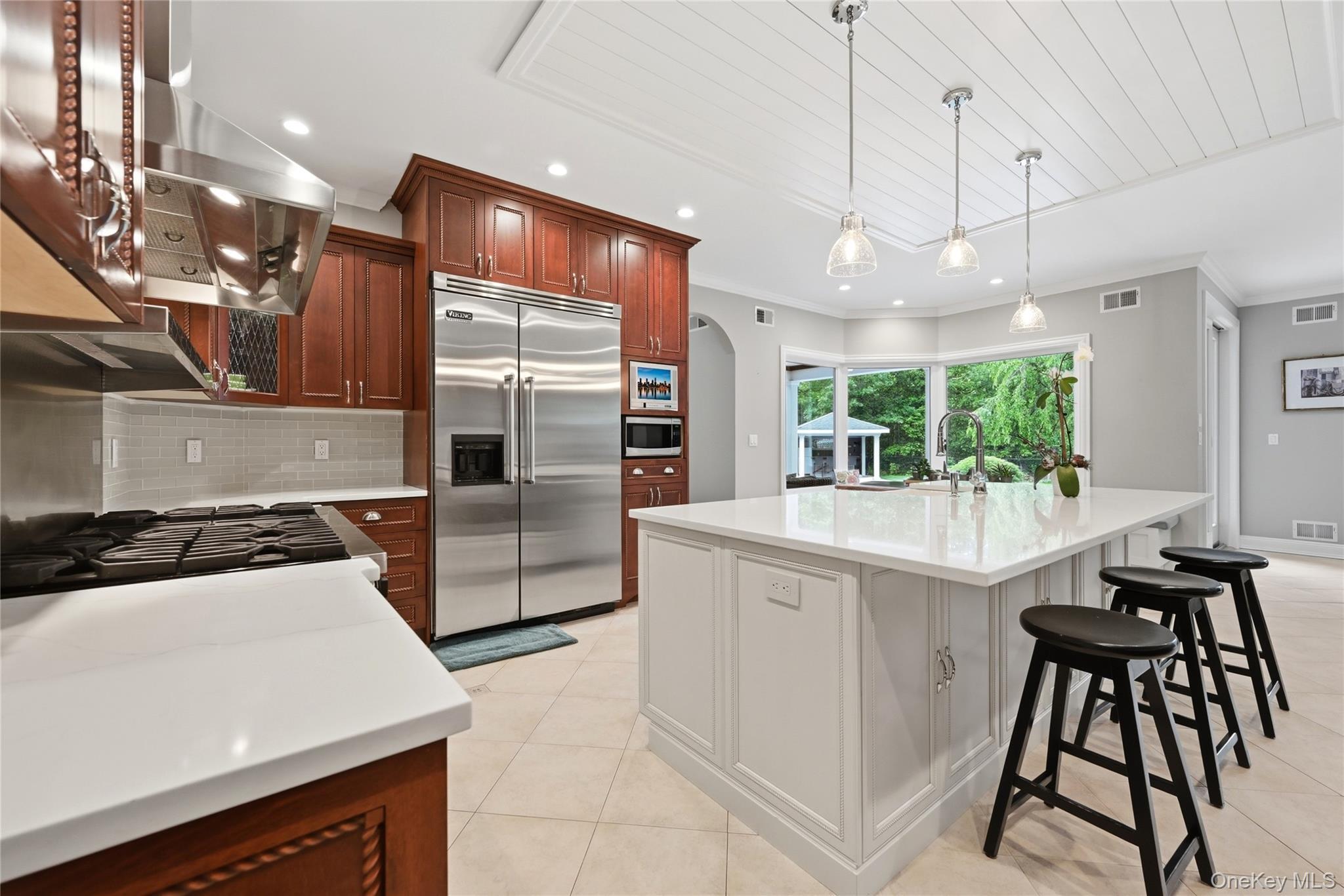 Single Family South Path Suffolk County, NY 11933, MLS-1006261-8