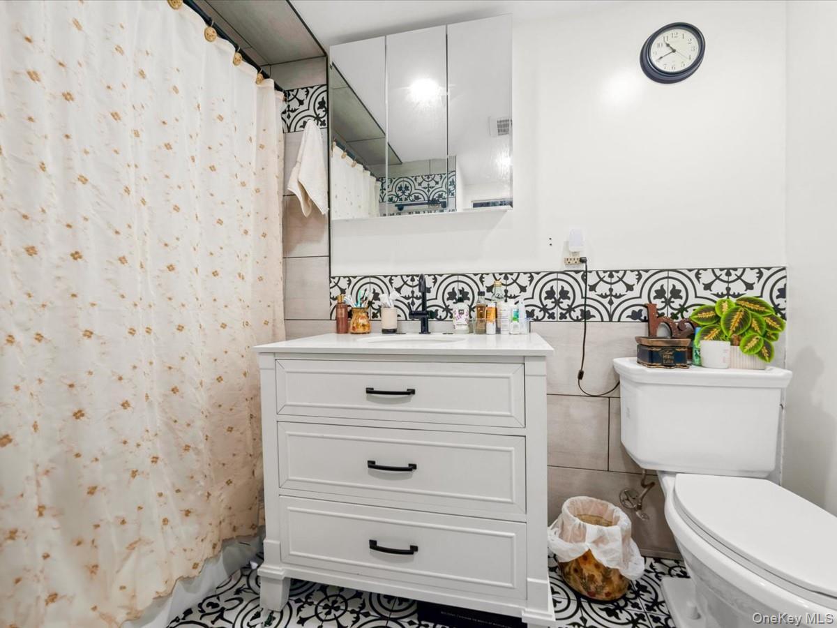 Single Family Autumn  Brooklyn, NY 11208, MLS-1006278-11