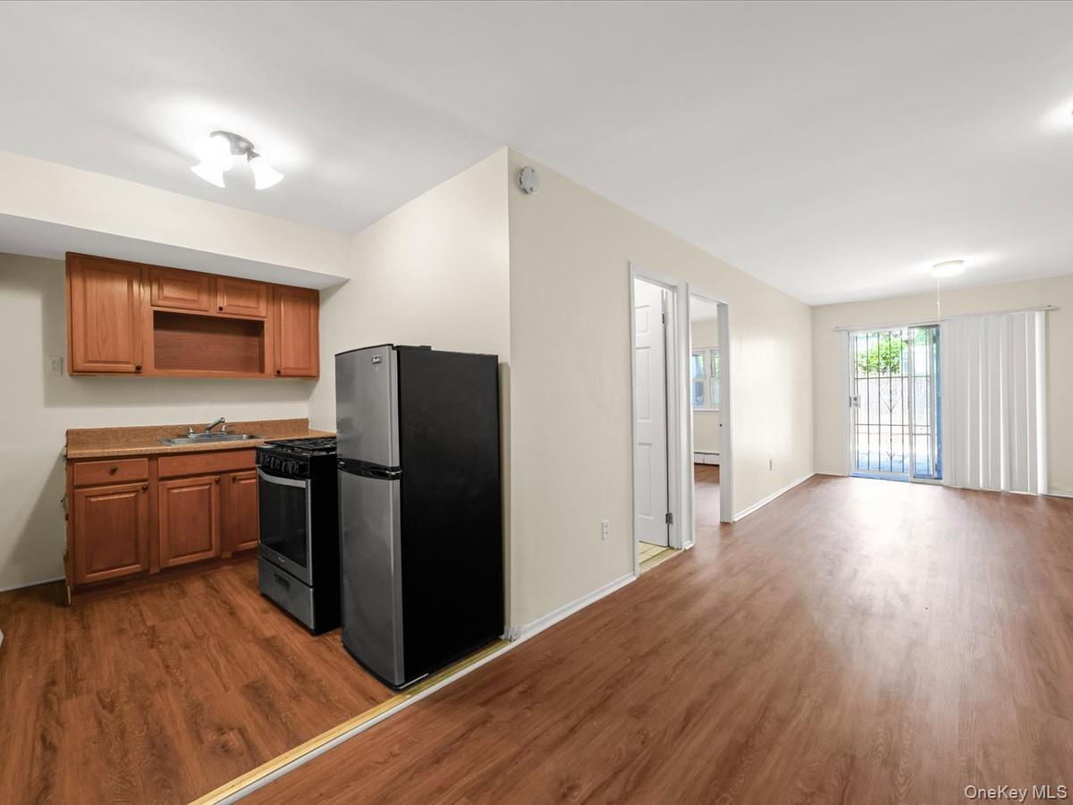 Single Family Autumn  Brooklyn, NY 11208, MLS-1006278-14
