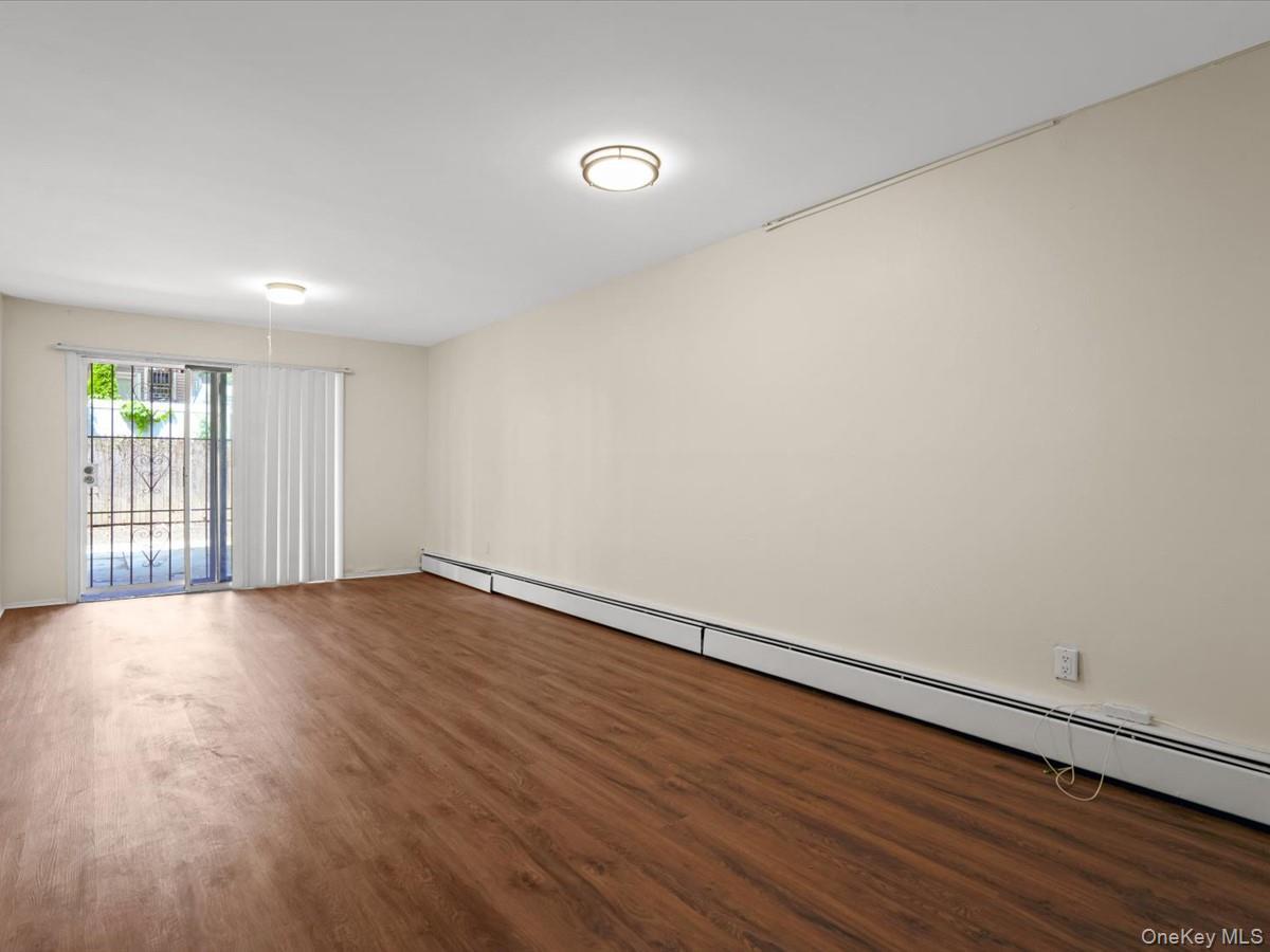 Single Family Autumn  Brooklyn, NY 11208, MLS-1006278-16