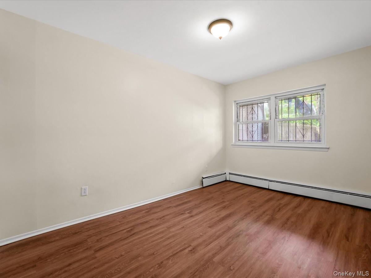Single Family Autumn  Brooklyn, NY 11208, MLS-1006278-18
