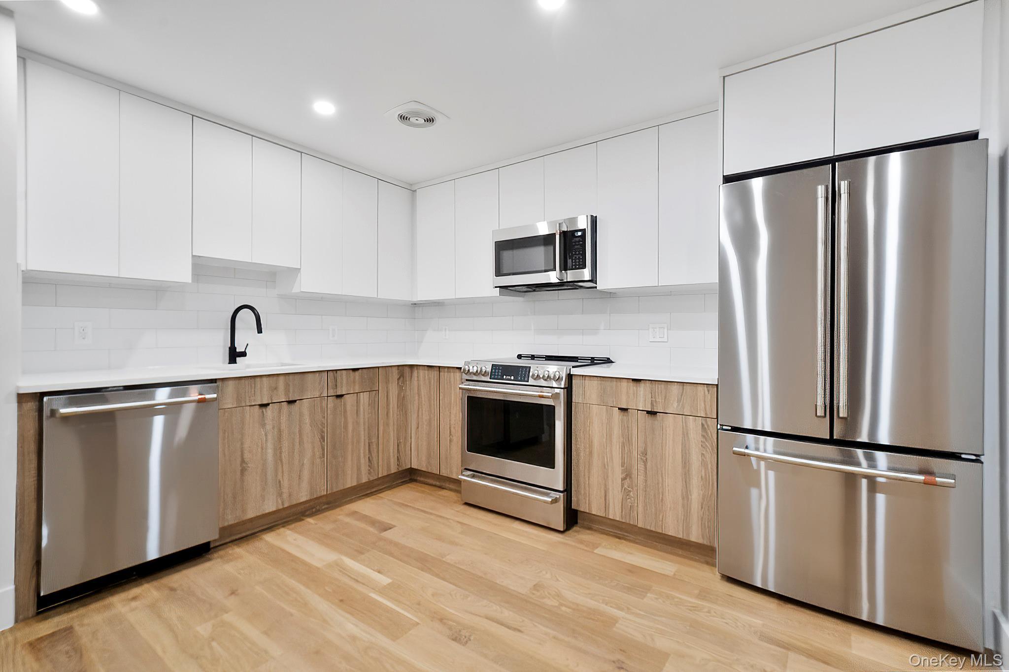 Condo Putnam  Brooklyn, NY 11216, MLS-1006279-8