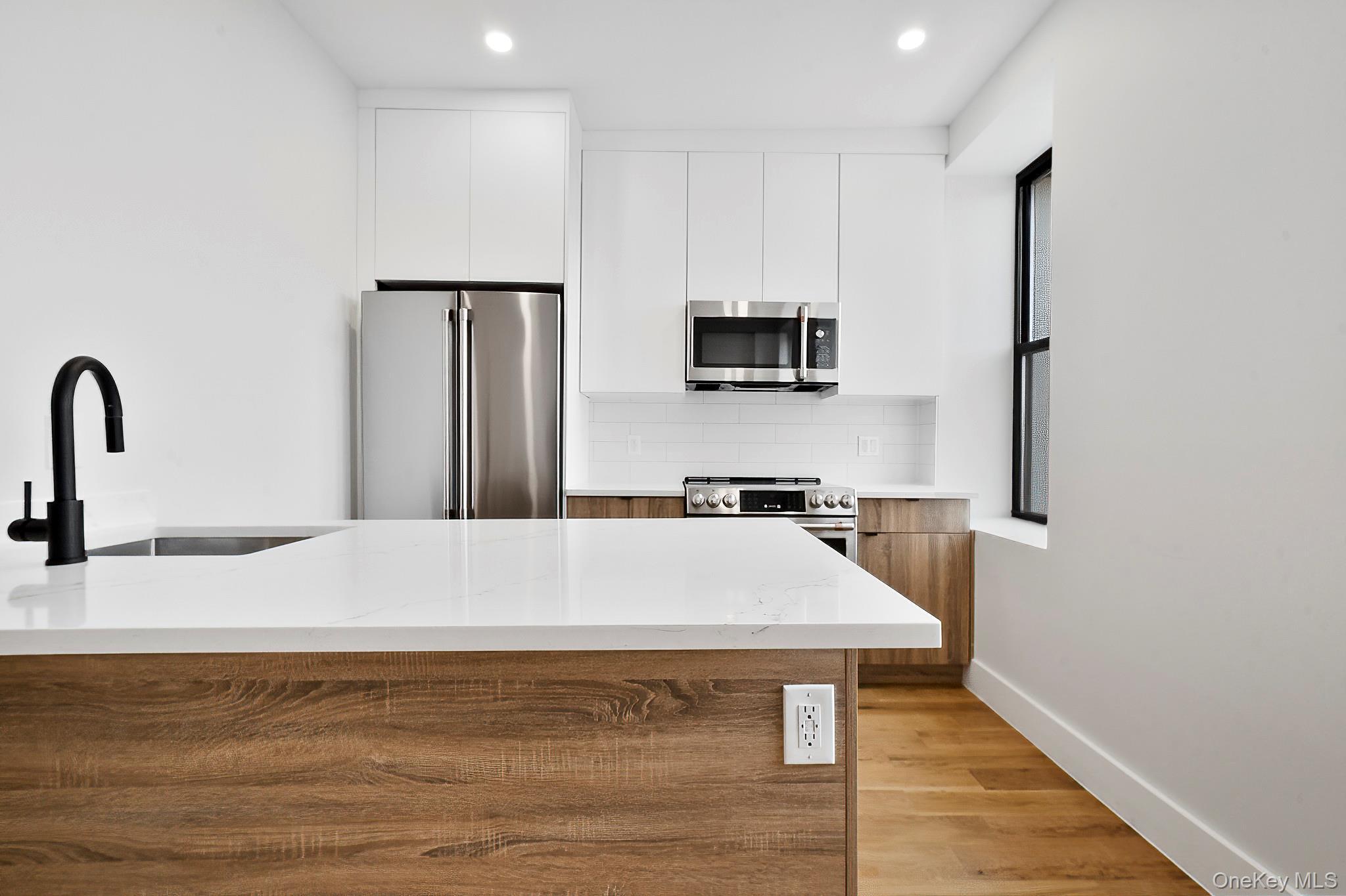 Condo Putnam  Brooklyn, NY 11216, MLS-1006279-9