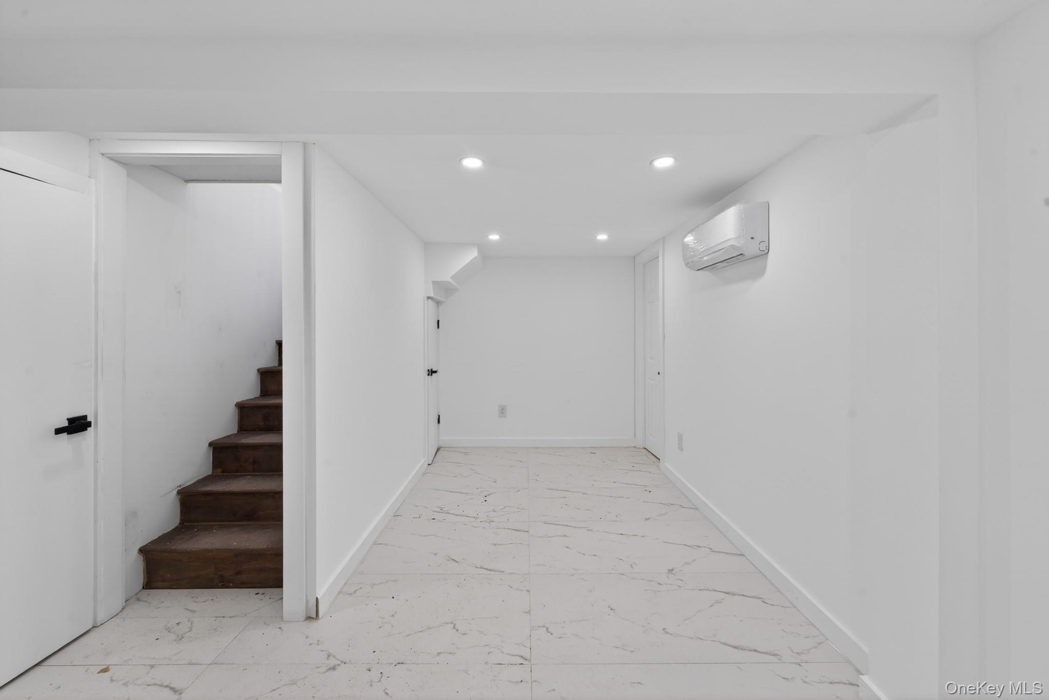 Single Family 134th Queens, NY 11434, MLS-1006288-15