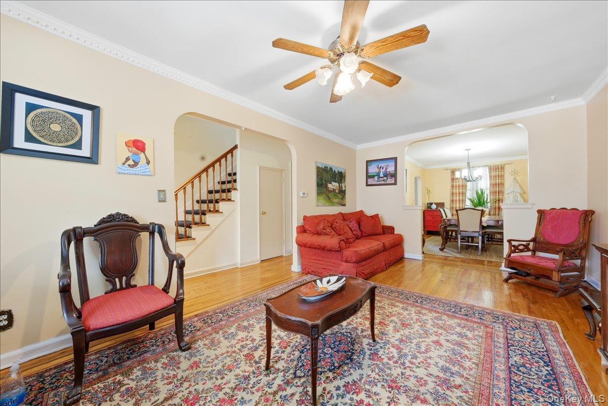 Single Family Richardson Avenue Bronx, NY 10470, MLS-1006309-2