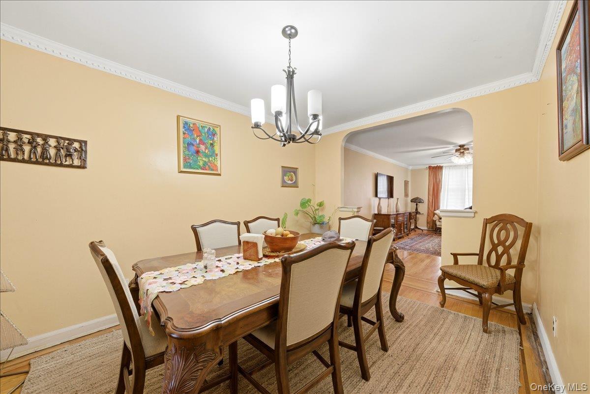 Single Family Richardson Avenue Bronx, NY 10470, MLS-1006309-4