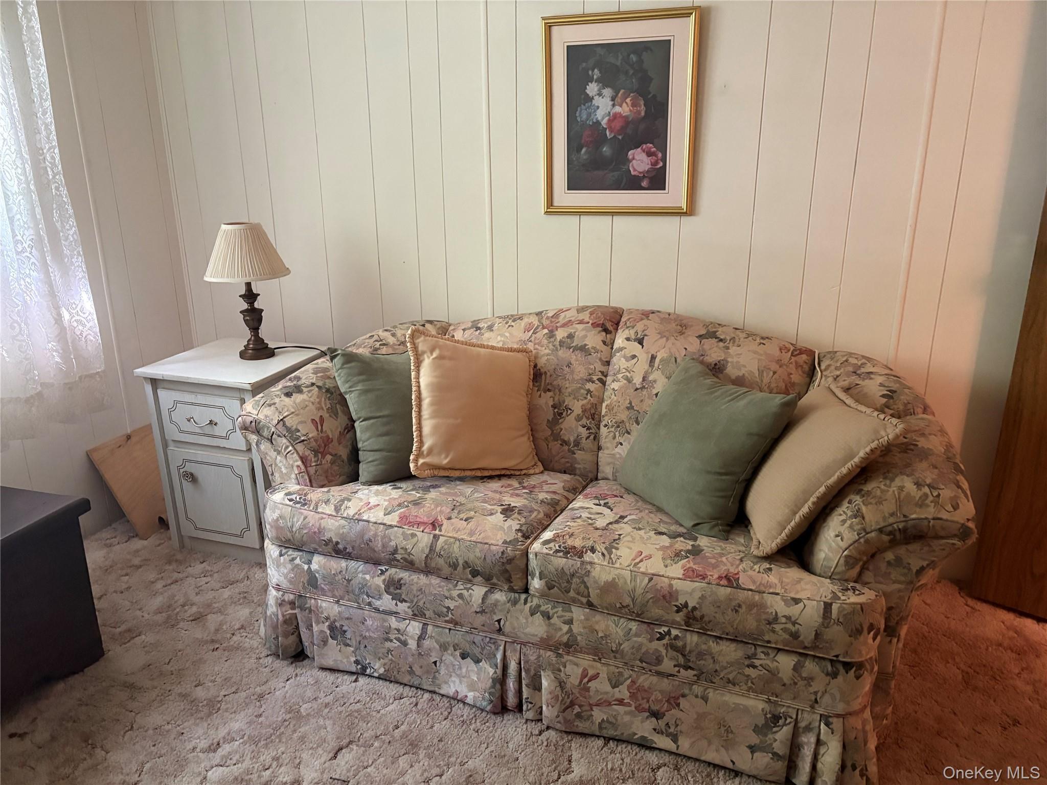 Single Family Riverleigh Ave  Suffolk County, NY 11901, MLS-1006319-7