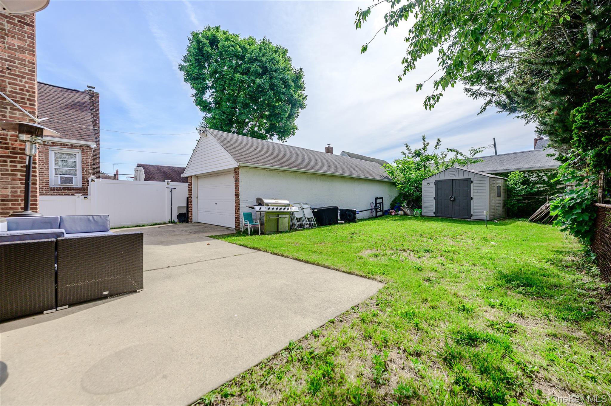 Single Family N Montgomery Street Nassau County, NY 11580, MLS-1006366-15