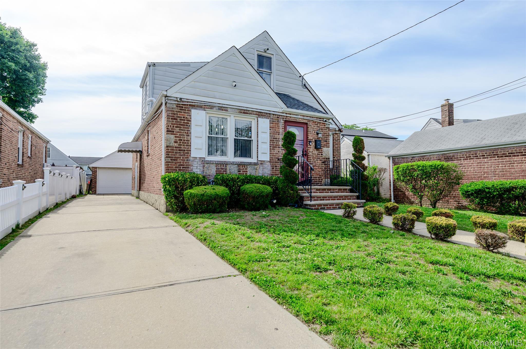 Single Family N Montgomery Street  Nassau County, NY 11580, MLS-1006366-20