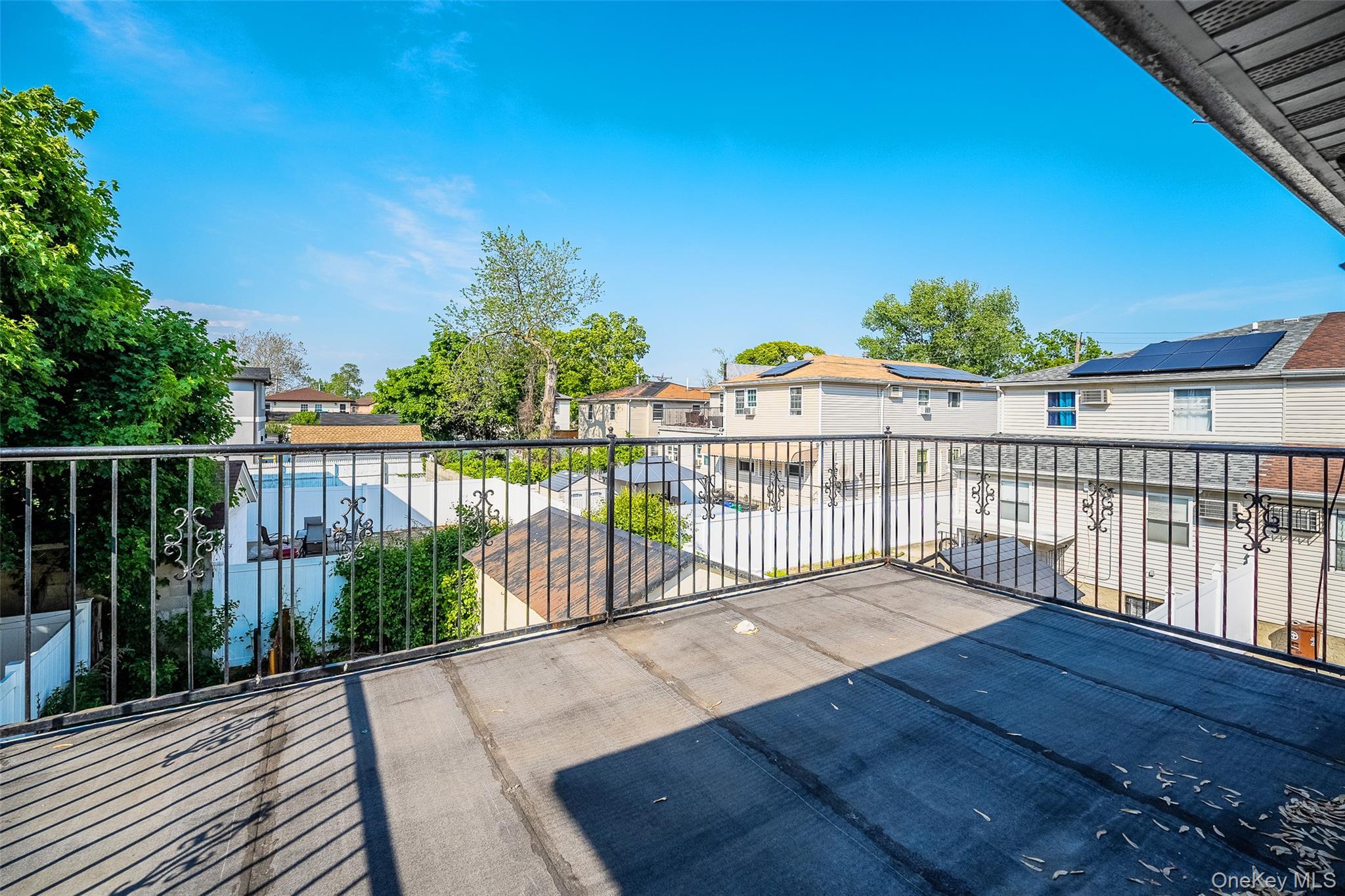 Single Family 144th Avenue Queens, NY 11413, MLS-1006394-26