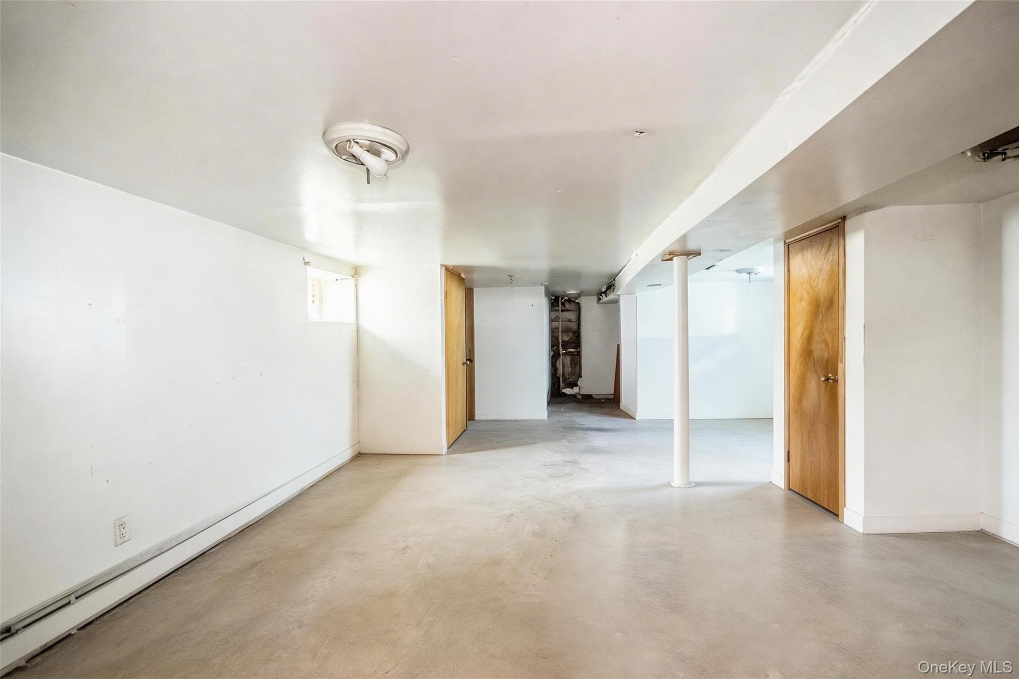 Single Family 144th Avenue Queens, NY 11413, MLS-1006394-27