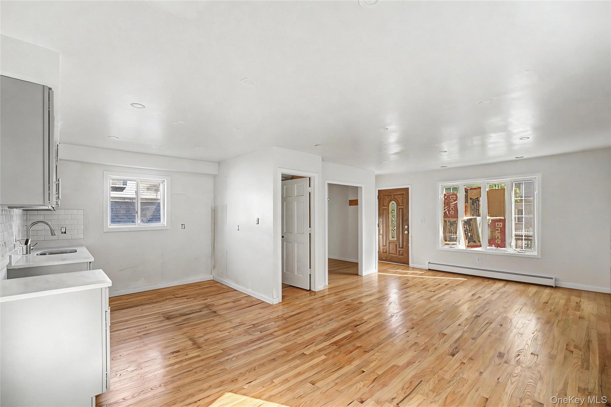 Single Family 144th Avenue Queens, NY 11413, MLS-1006394-28