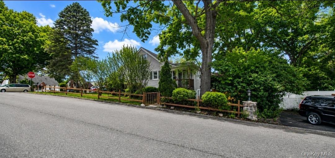 Single Family Crestwood Boulevard Dutchess County, NY 12603, MLS-1006478-38