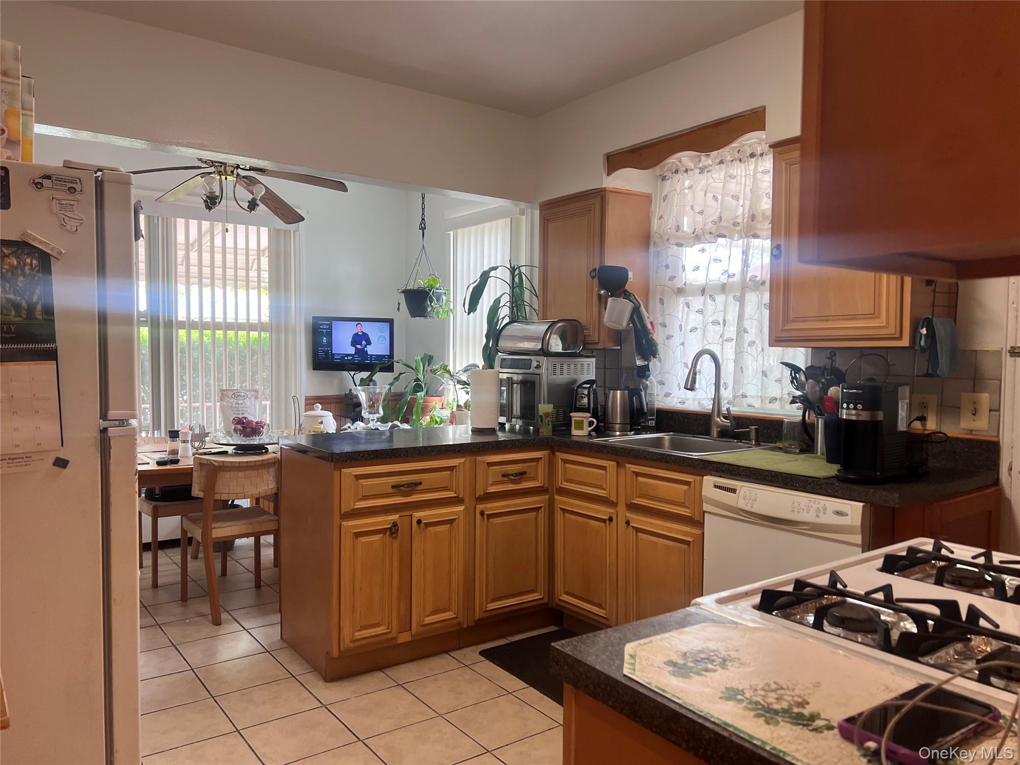 Single Family Beach 17 Queens, NY 11691, MLS-1006481-7