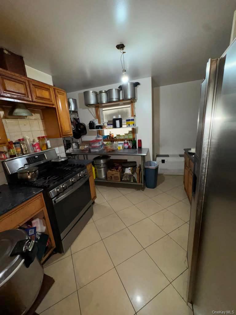 Single Family 94th Queens, NY 11369, MLS-1006543-21
