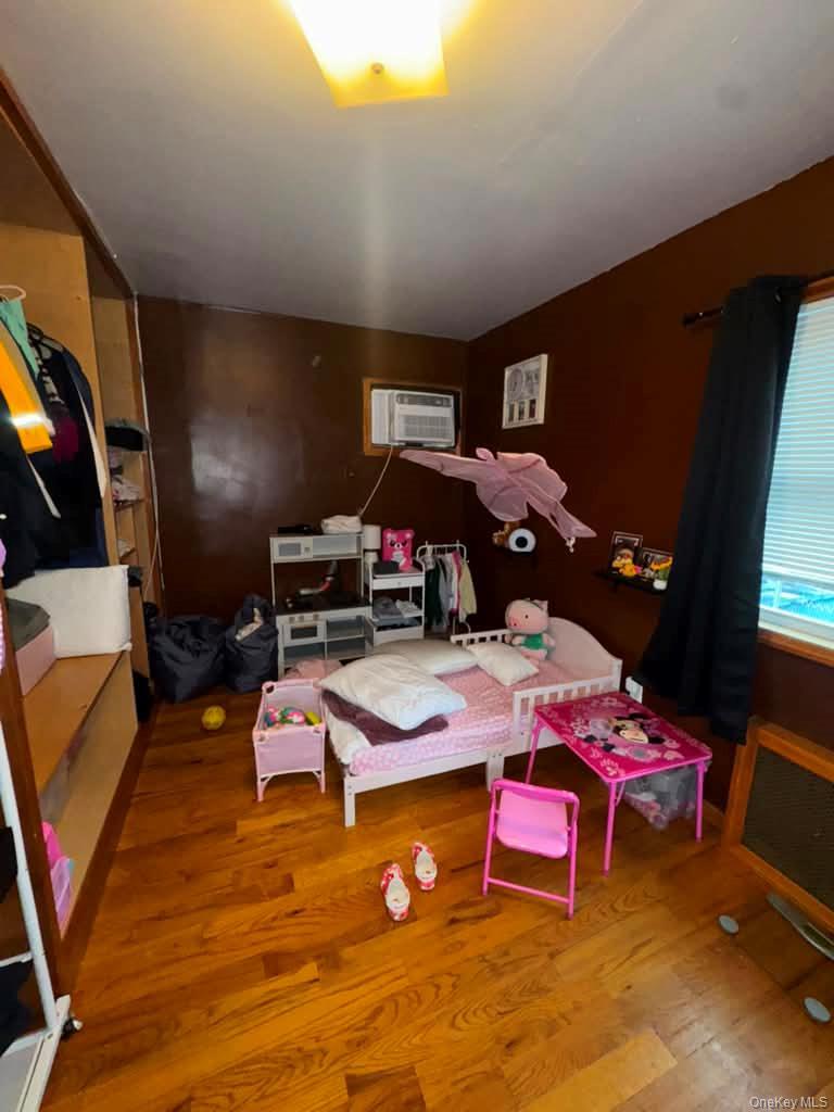 Single Family 94th Queens, NY 11369, MLS-1006543-24