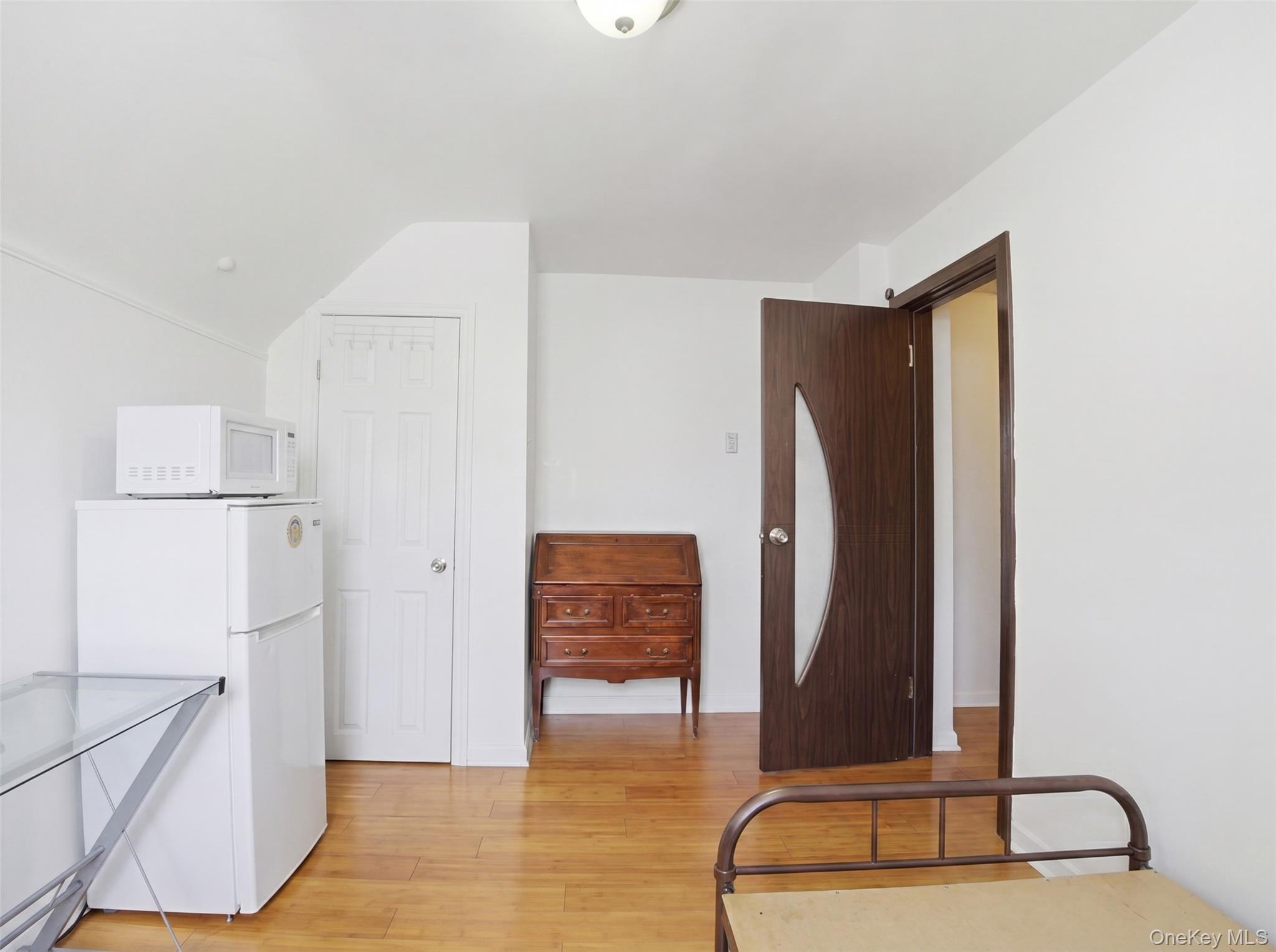 Single Family Briggs  Bronx, NY 10458, MLS-1006548-19