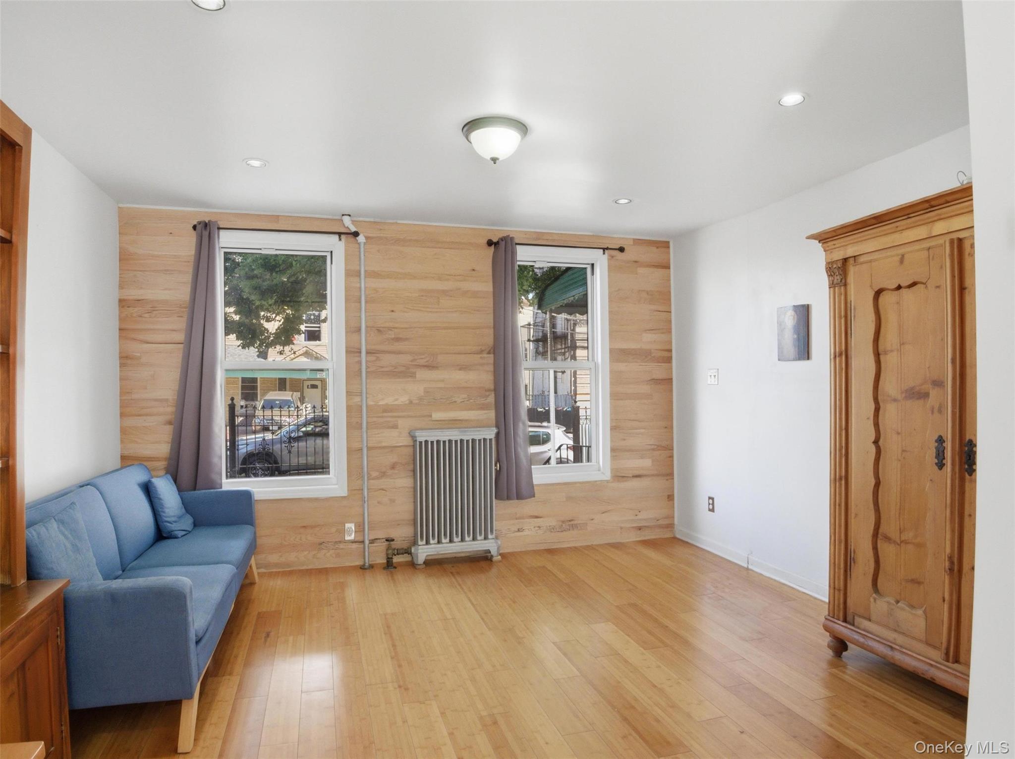 Single Family Briggs  Bronx, NY 10458, MLS-1006548-6