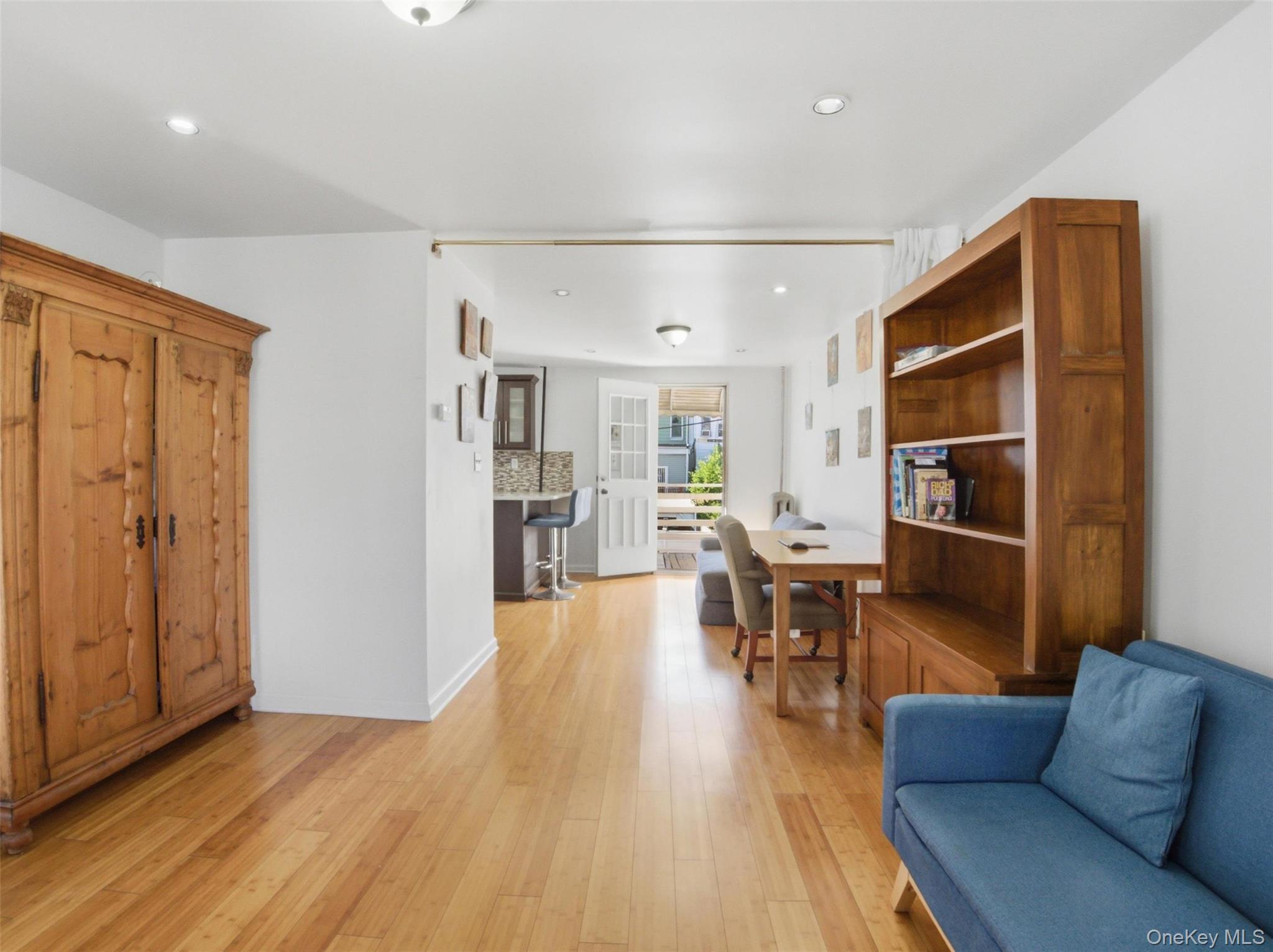 Single Family Briggs  Bronx, NY 10458, MLS-1006548-7