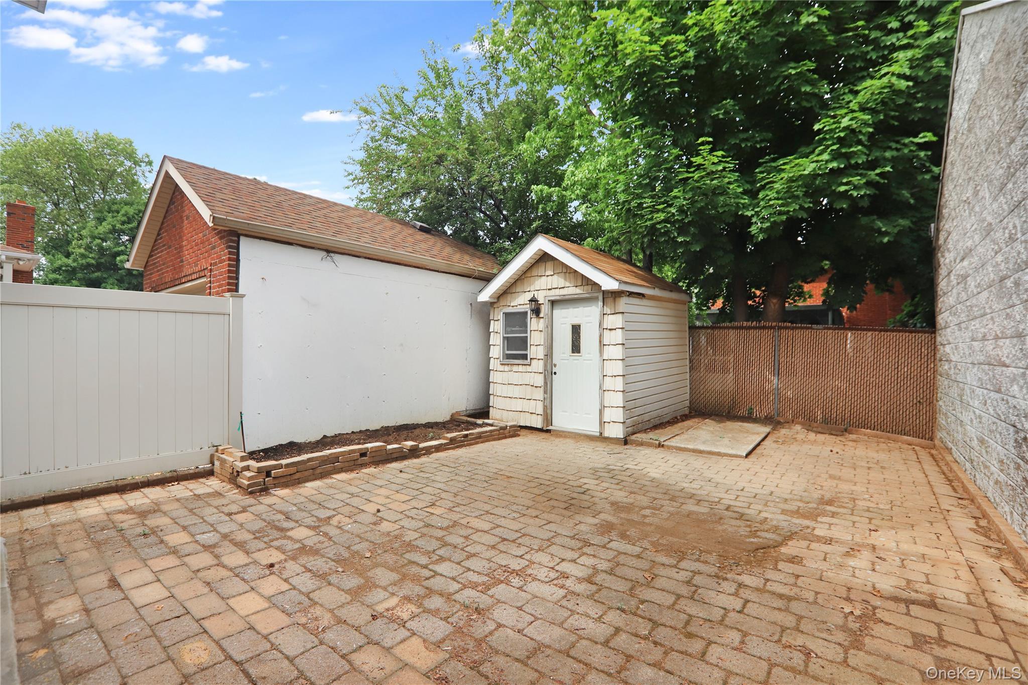 Single Family Bionia Staten Island, NY 10305, MLS-1006551-11