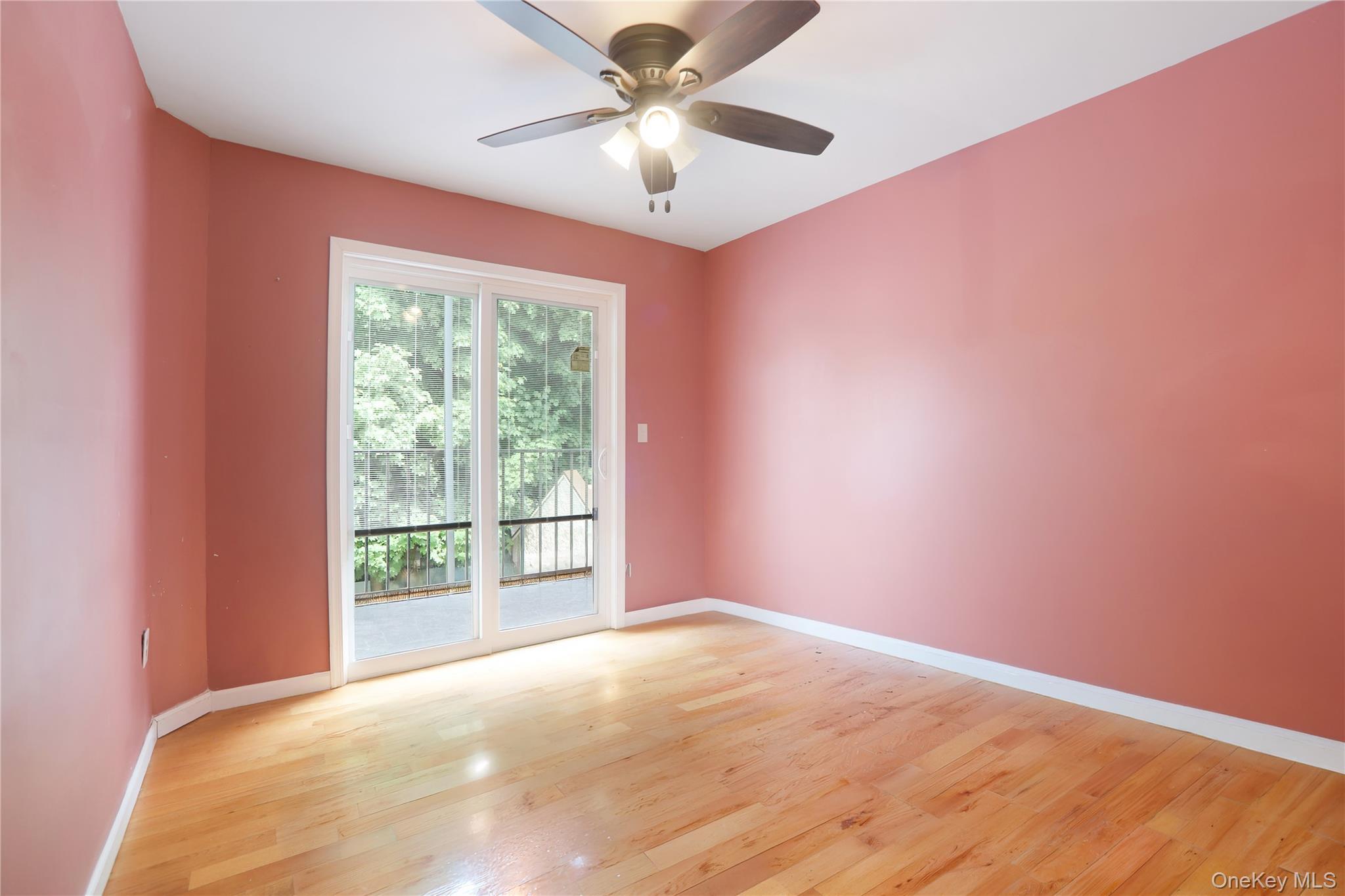 Single Family Bionia Staten Island, NY 10305, MLS-1006551-6