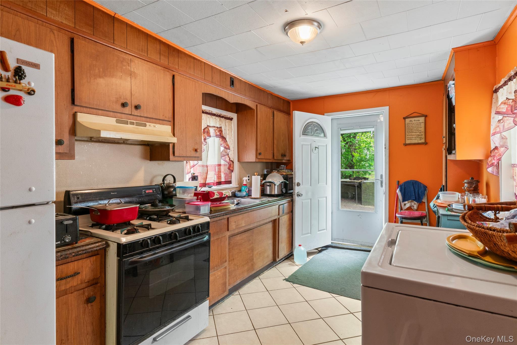 Single Family Targee Street Staten Island, NY 10304, MLS-1006597-14